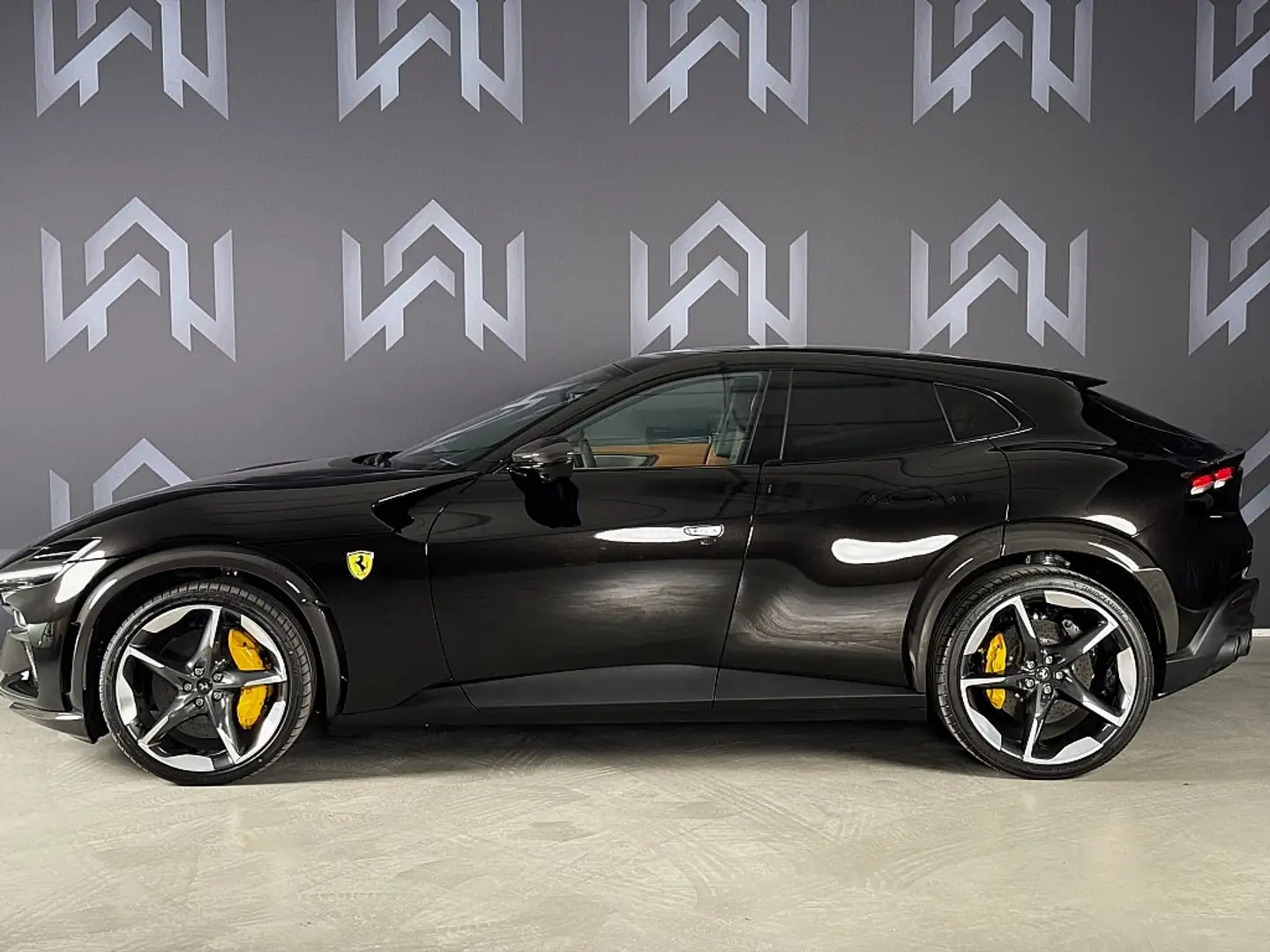 Ferrari Purosangue Negru - 2
