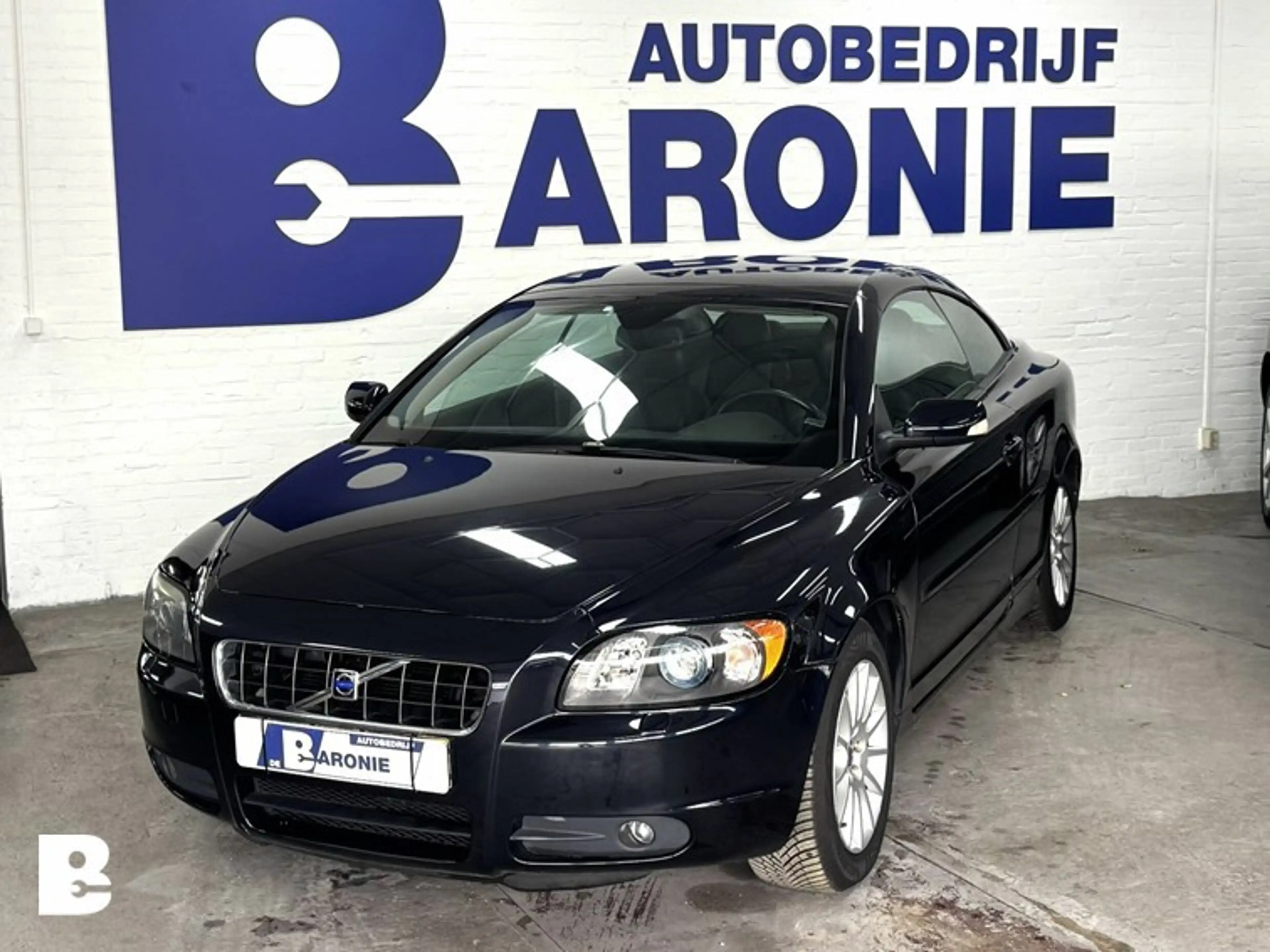 Volvo C70 Convertible 2.4i Summum, automaat — photo 2