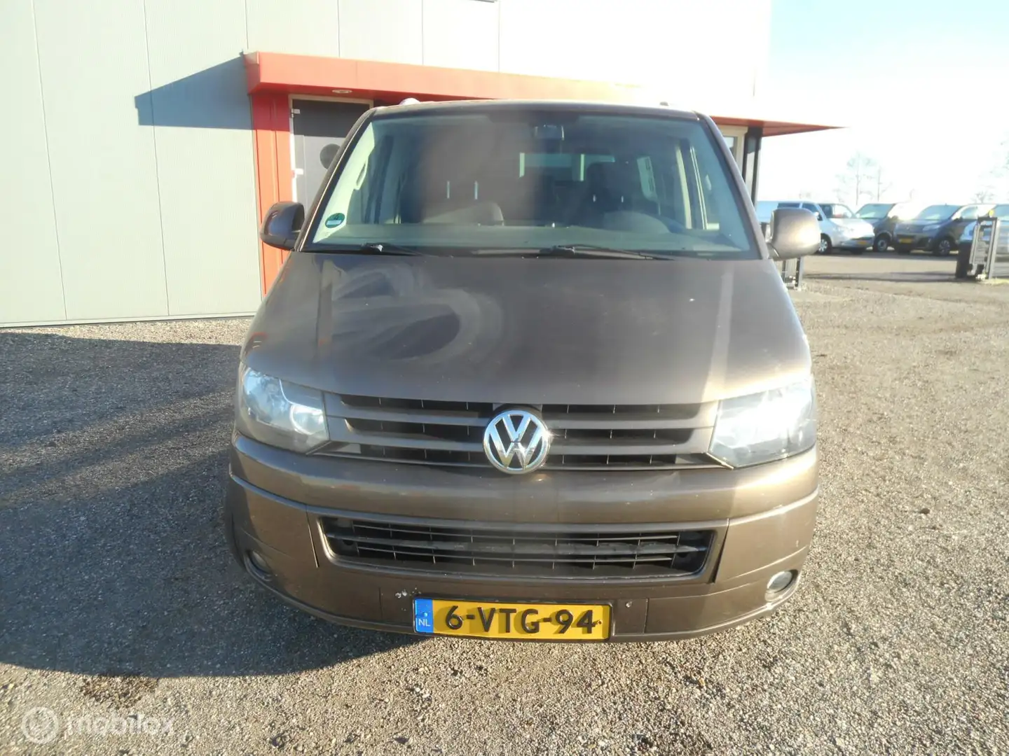 Volkswagen Transporter 2.0 TDI L1H1 CARAVELLE/DC/CLIMATECONTROL/CRUISECON Brązowy - 2