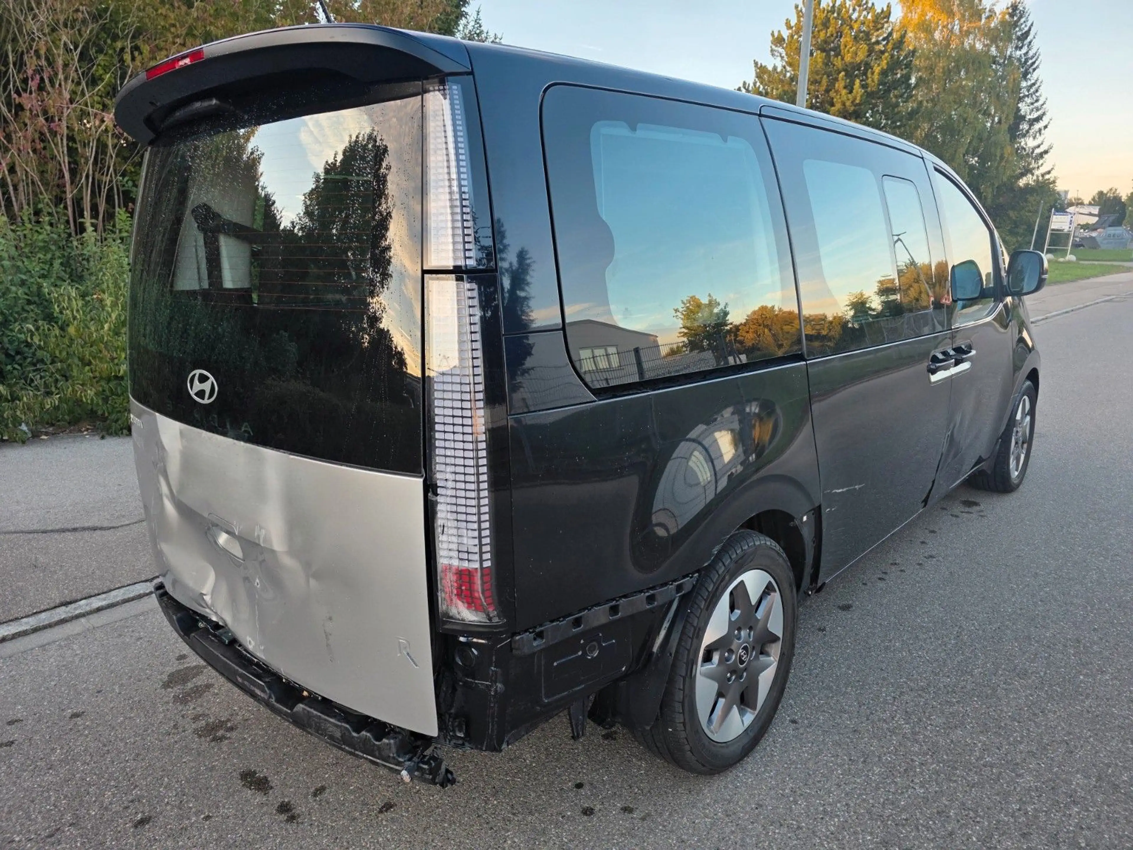 Hyundai STARIA — photo 5