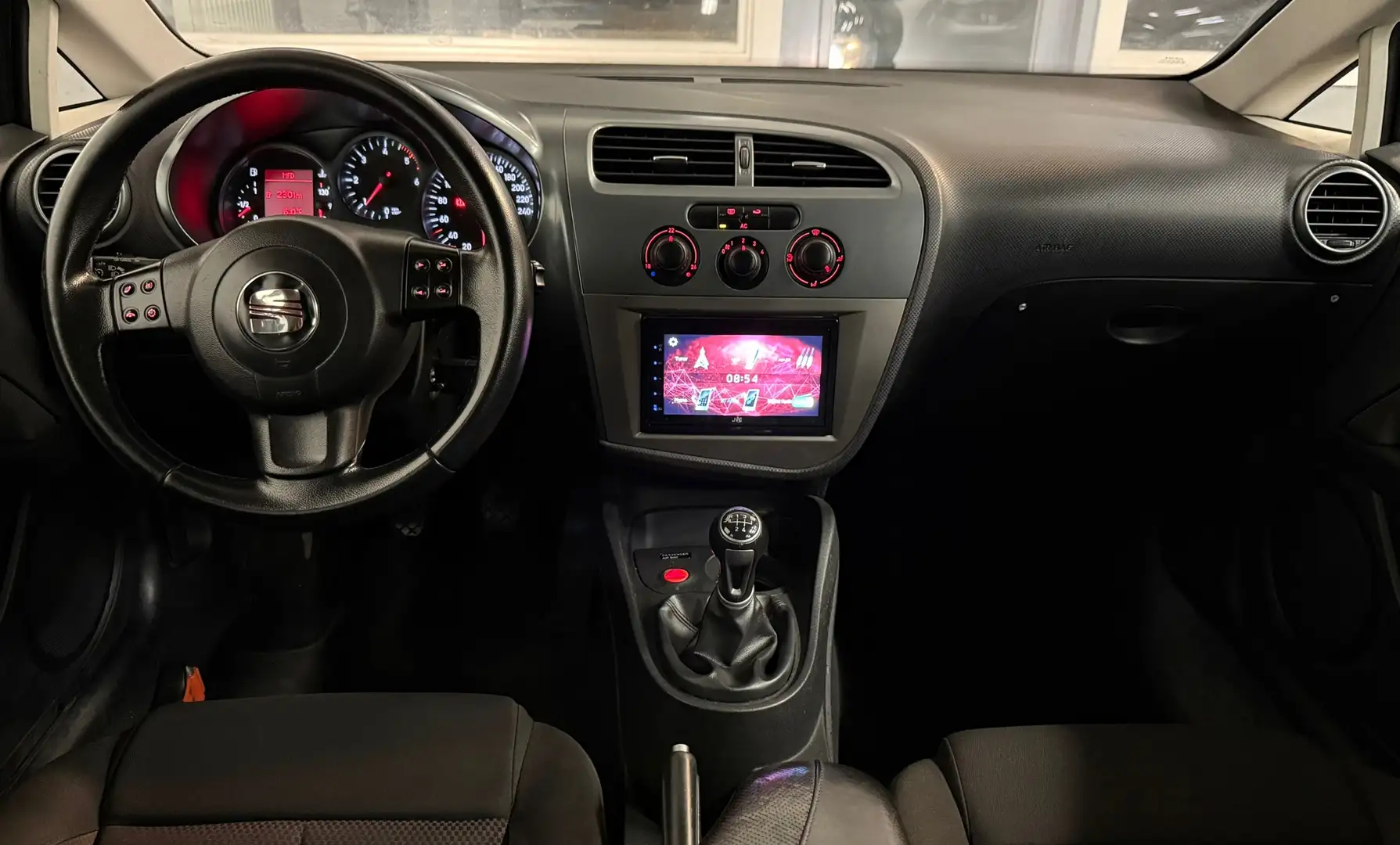 SEAT Leon 1.9 TDI Ecomotive Active Style|APK10-26|NAP|Cruise Zwart - 2