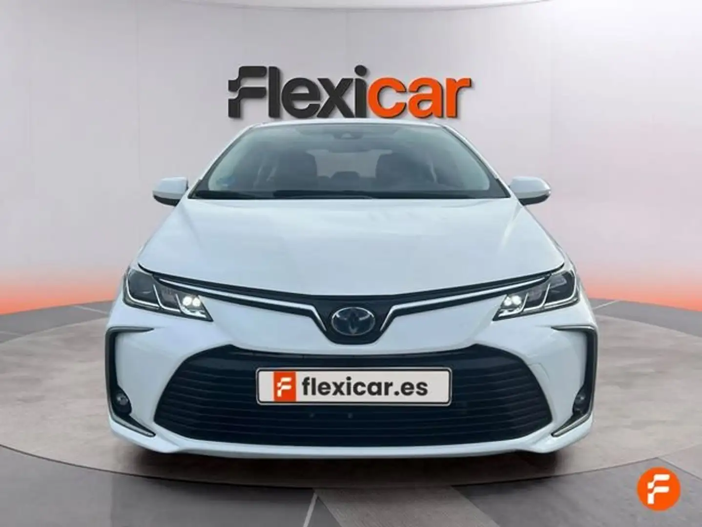 Toyota Corolla 1.8 125H ACTIVE TECH E-CVT SEDAN Blanco - 2