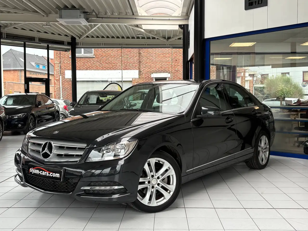 Mercedes-Benz C 200