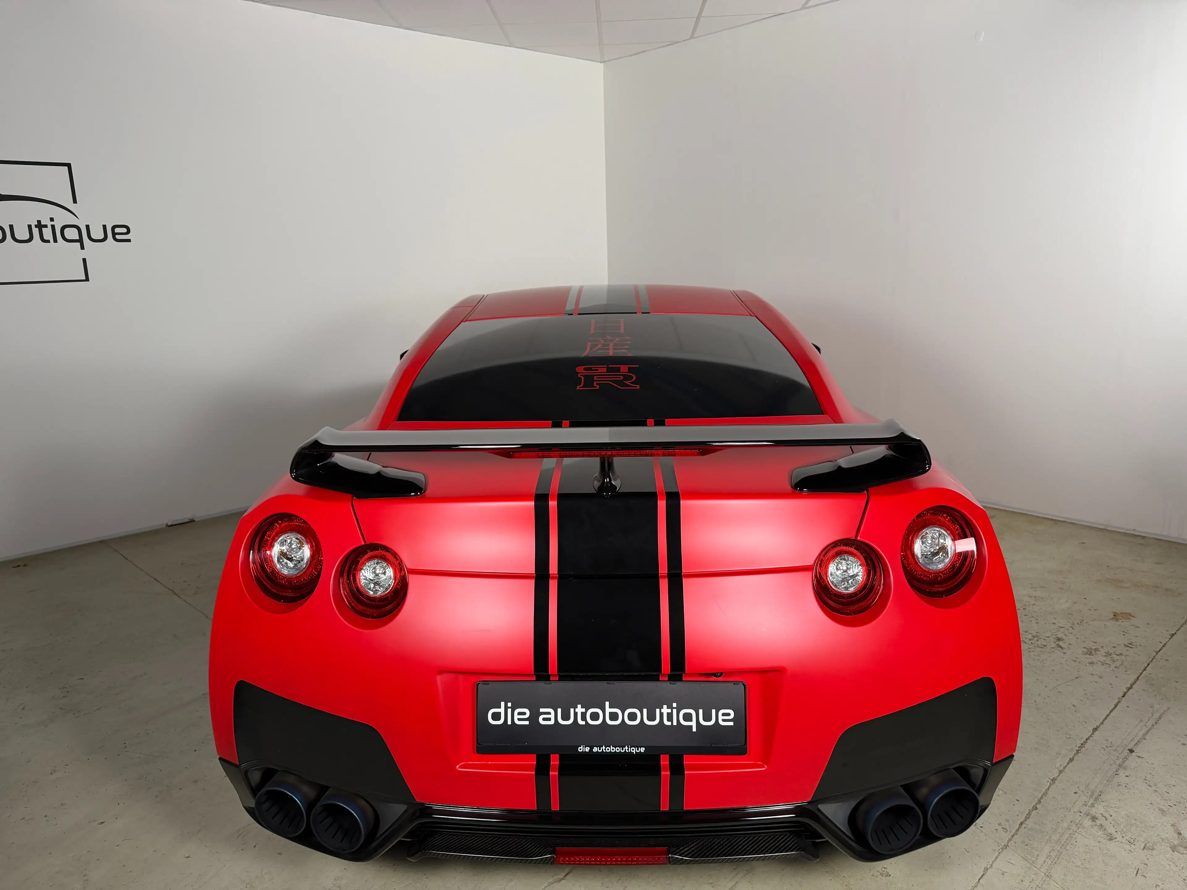 Nissan GT-R Black Edition // ÖHLINS // TITAN // — photo 8
