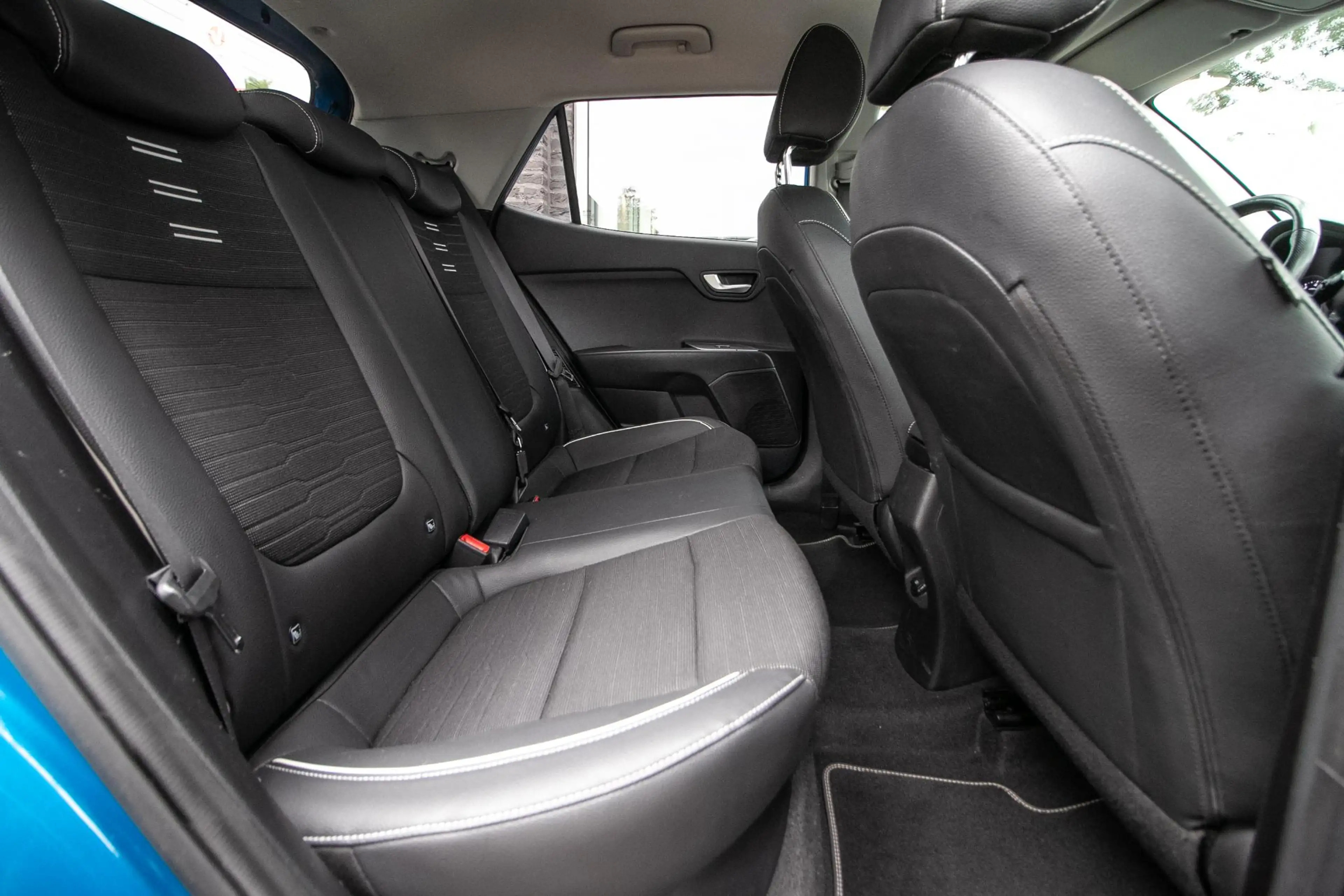 Kia Stonic 1.0 T-GDi MHEV GT-Line | Trekhaak afn | stoel en s — photo 7