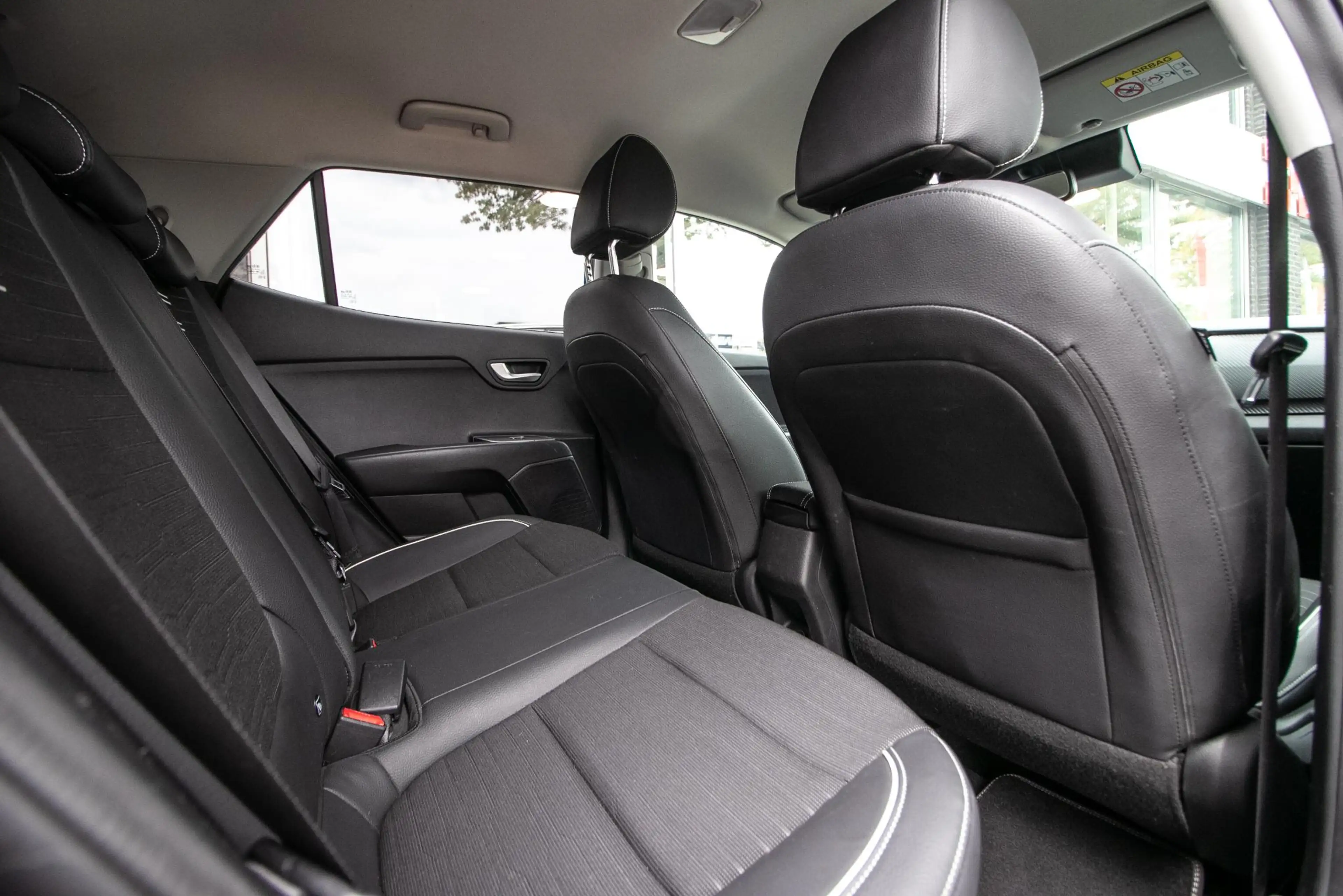 Kia Stonic 1.0 T-GDi MHEV GT-Line | Trekhaak afn | stoel en s — photo 6