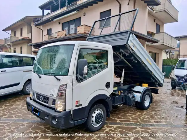 Nissan Cabstar NT400