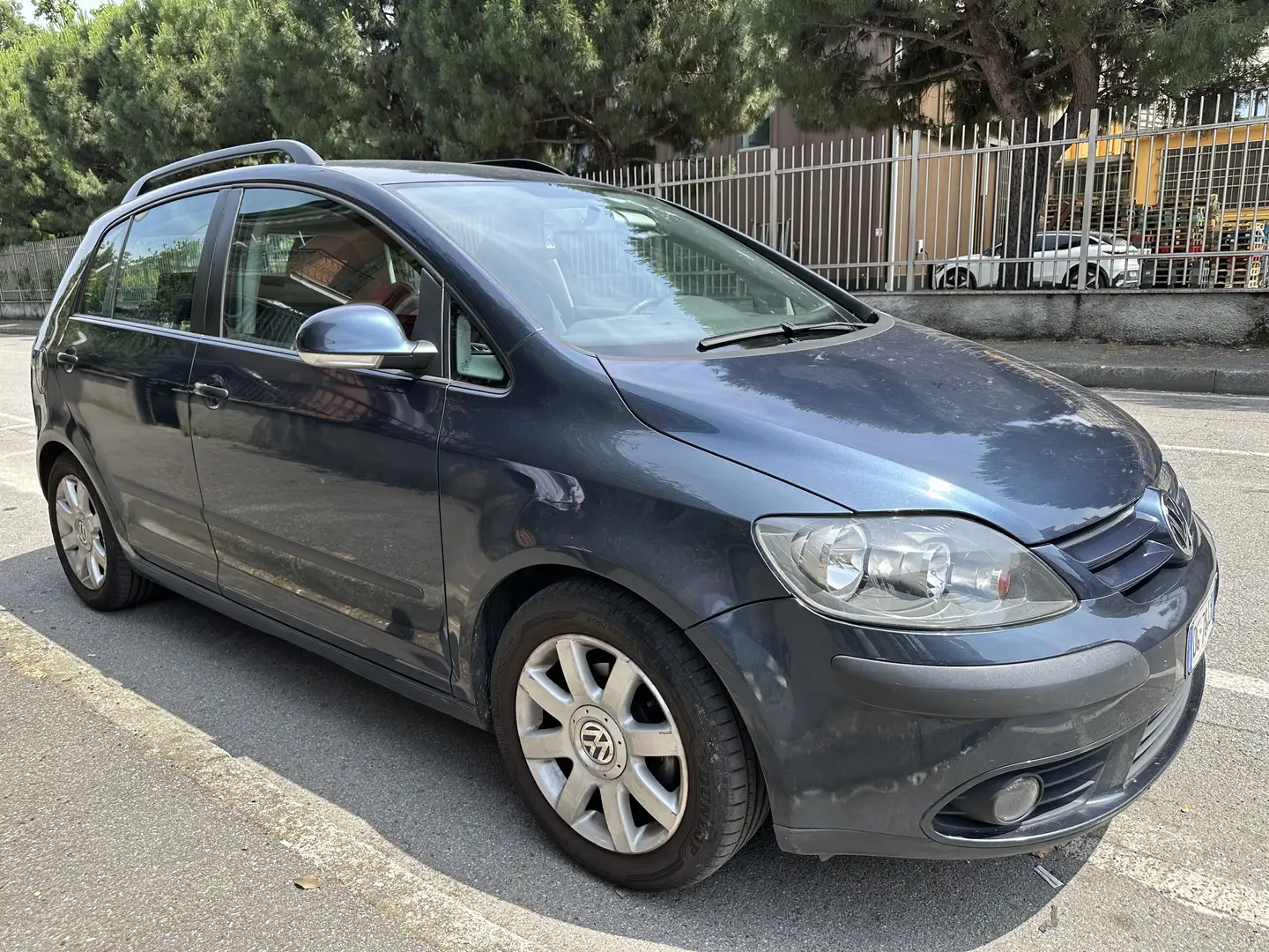 Volkswagen Golf Plus 5p 1.6 Comfortline 105cv benzina/GPL - 2