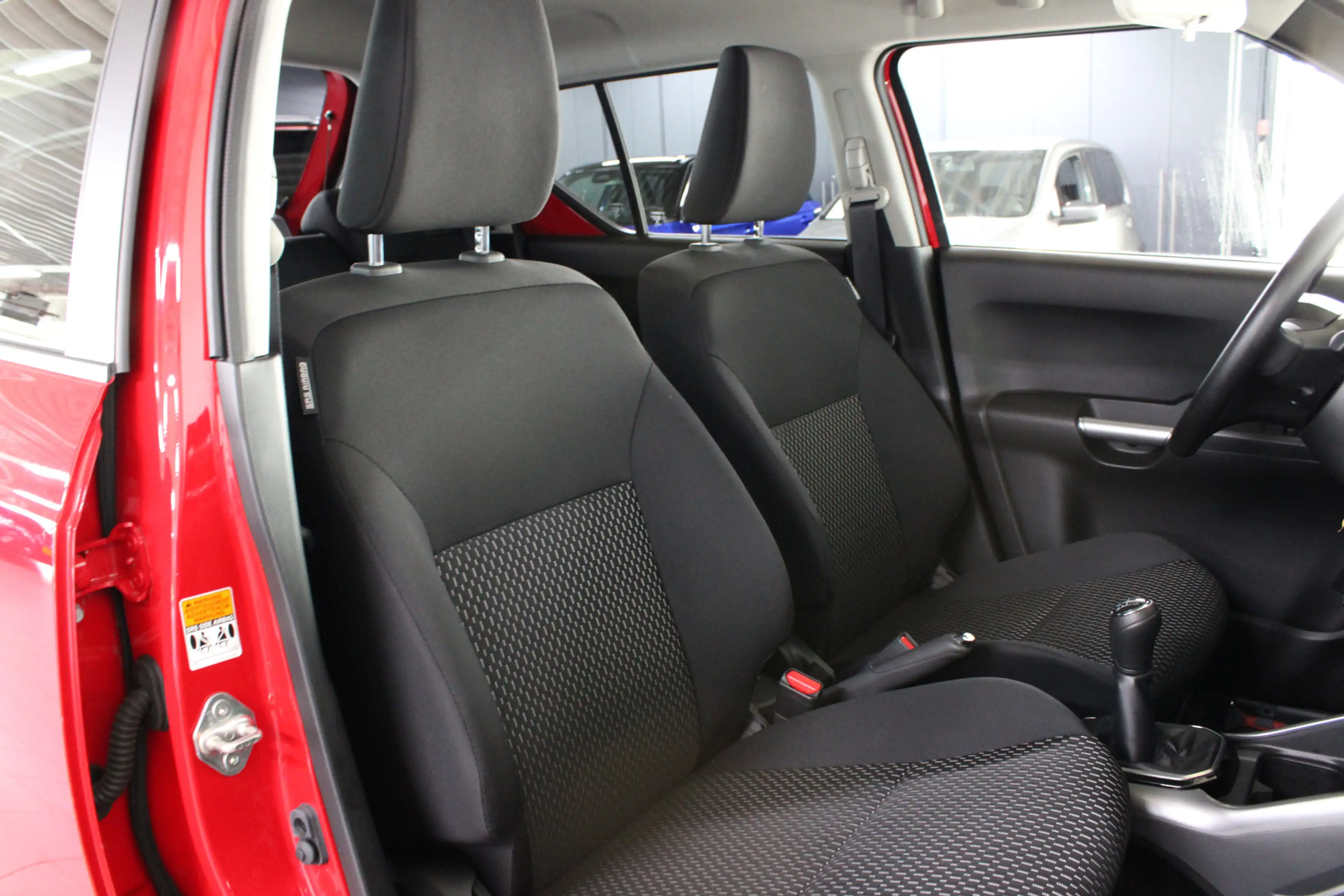 Suzuki Ignis 1.2 Smart Hybrid Select / Navi. / Stoelverwarming — photo 7