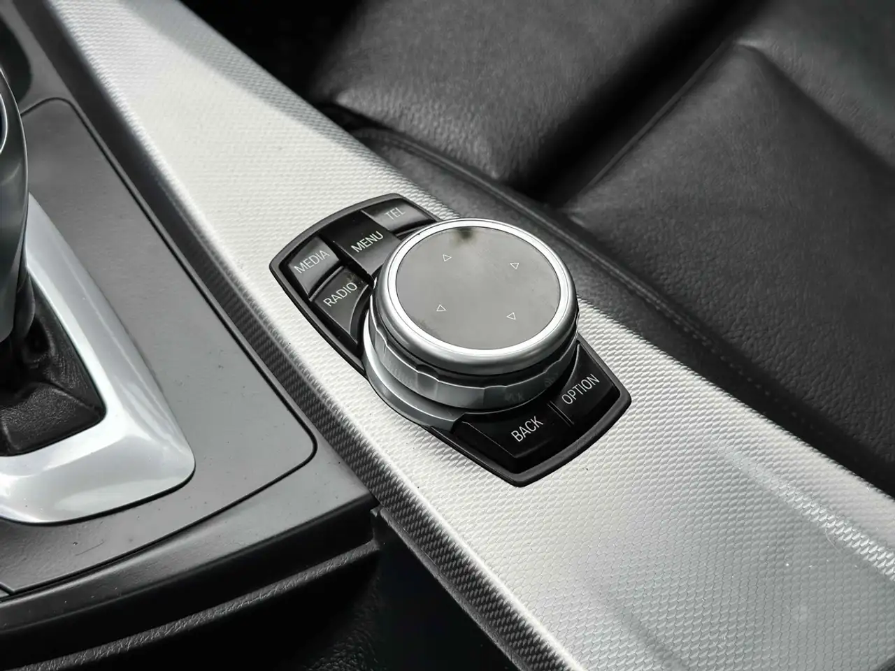 BMW 3 Series снимка BMW 3 Series