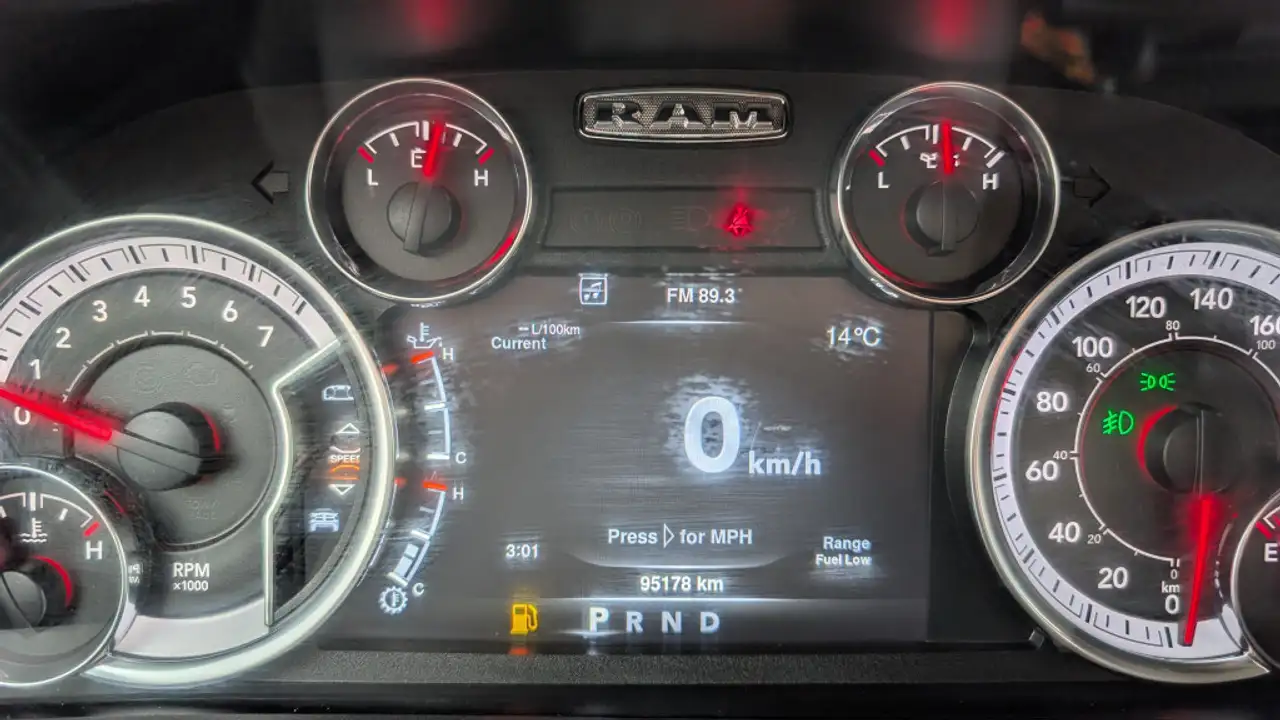 RAM 1500 снимка RAM 1500