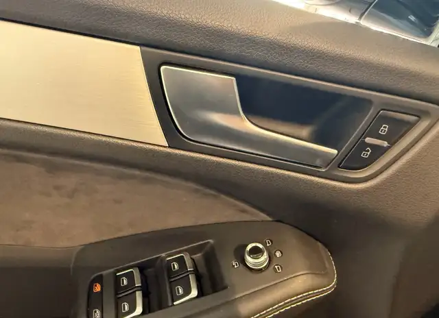Audi Q5 view 15