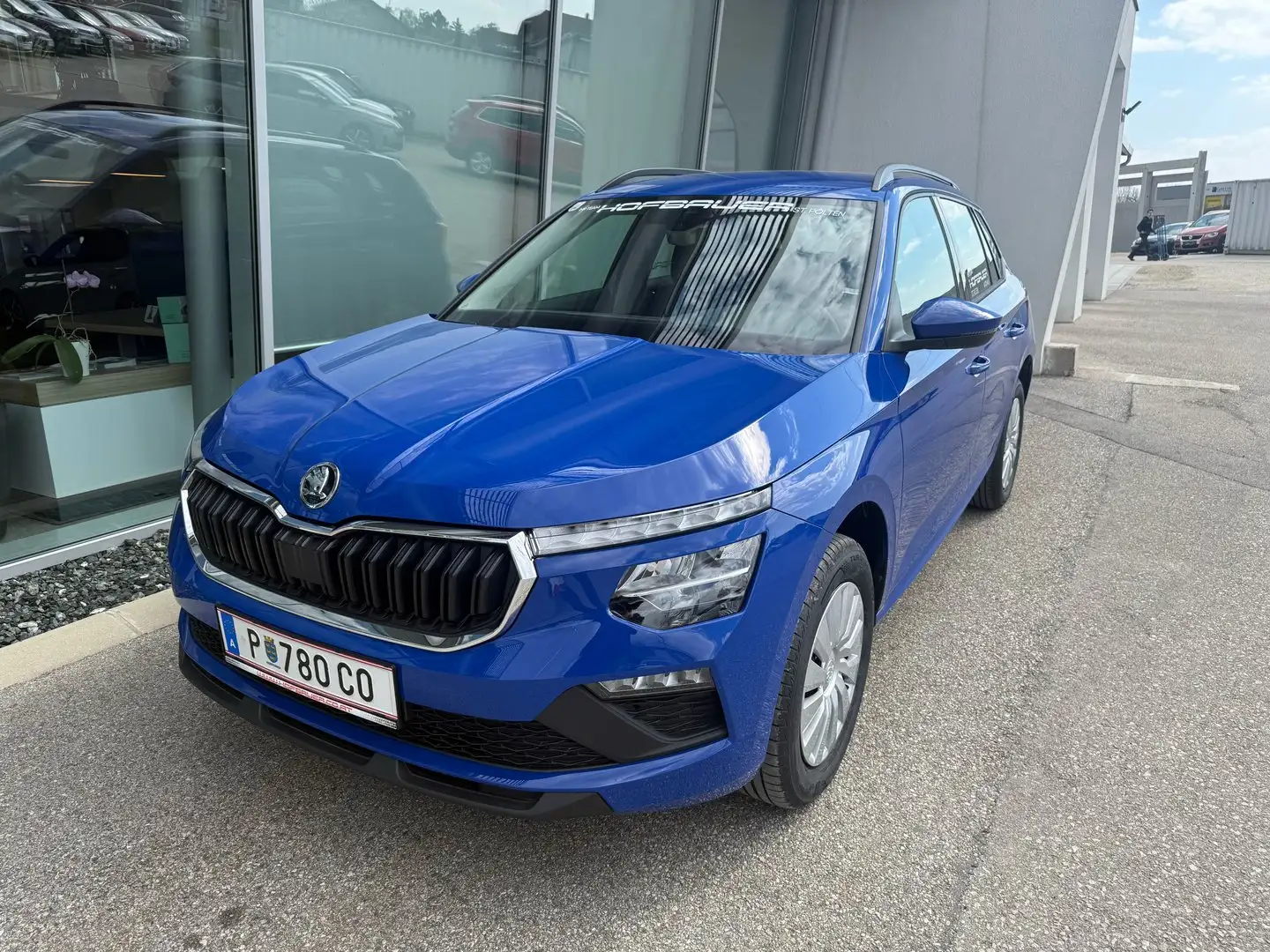 Skoda Kamiq Essence TSI Blau - 1