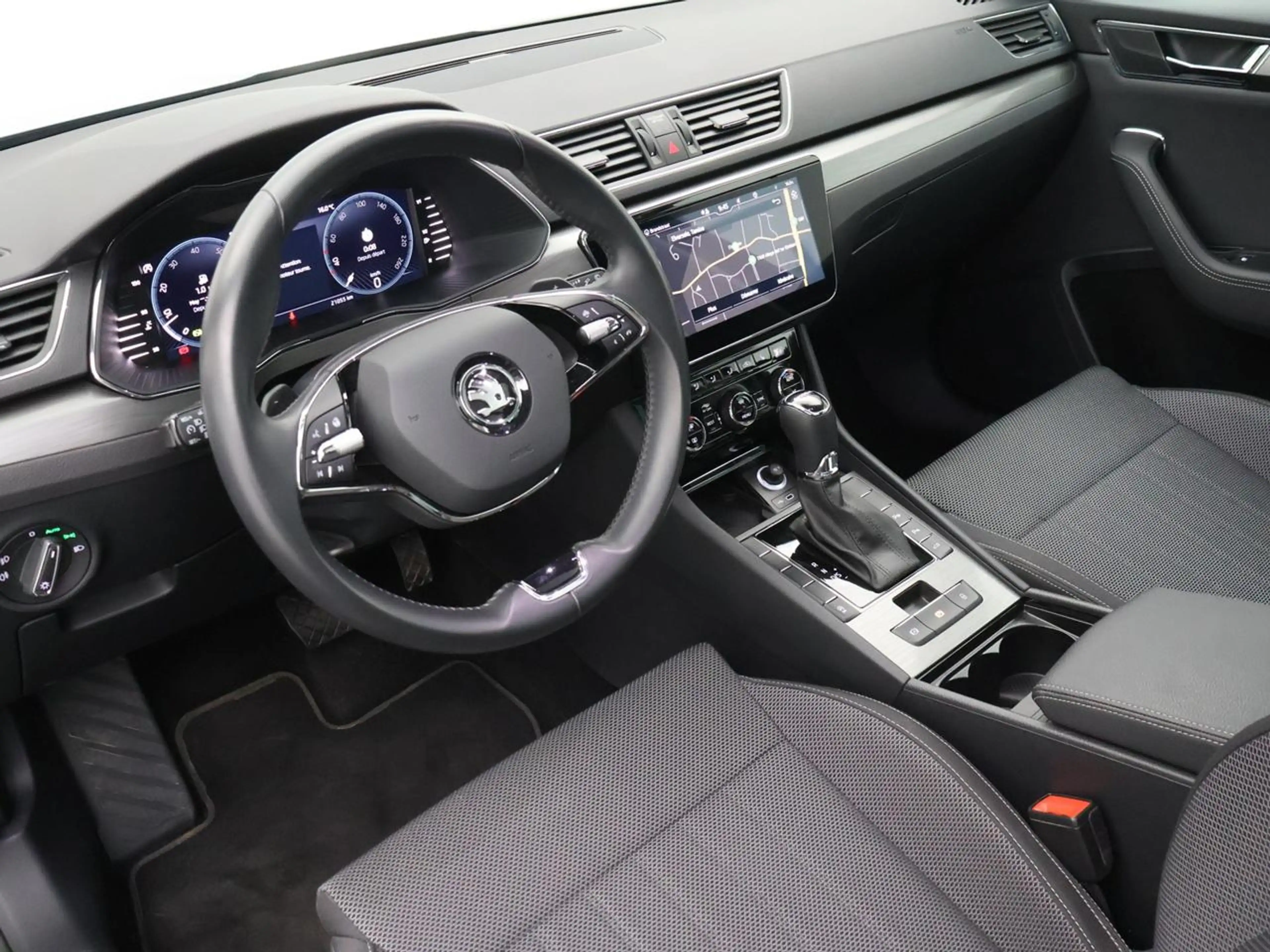 Skoda Superb 1.5 TSI ACT Clever+ DSG 150PK *ZETELVERWARMING*NAVI*CAMERA*PDC*TREKHAAK*...* — photo 9