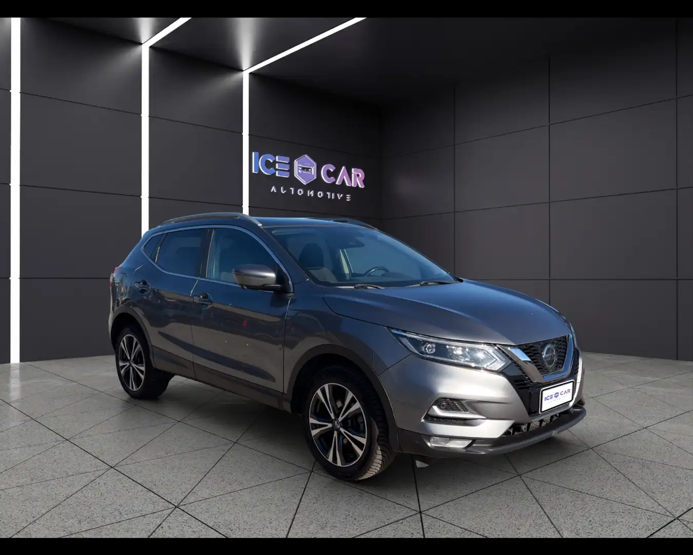 Nissan Qashqai 1.5 dCi 115 CV N-Connecta CON TETTO! Grau - 1