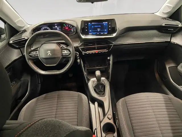 Peugeot 208 view 6