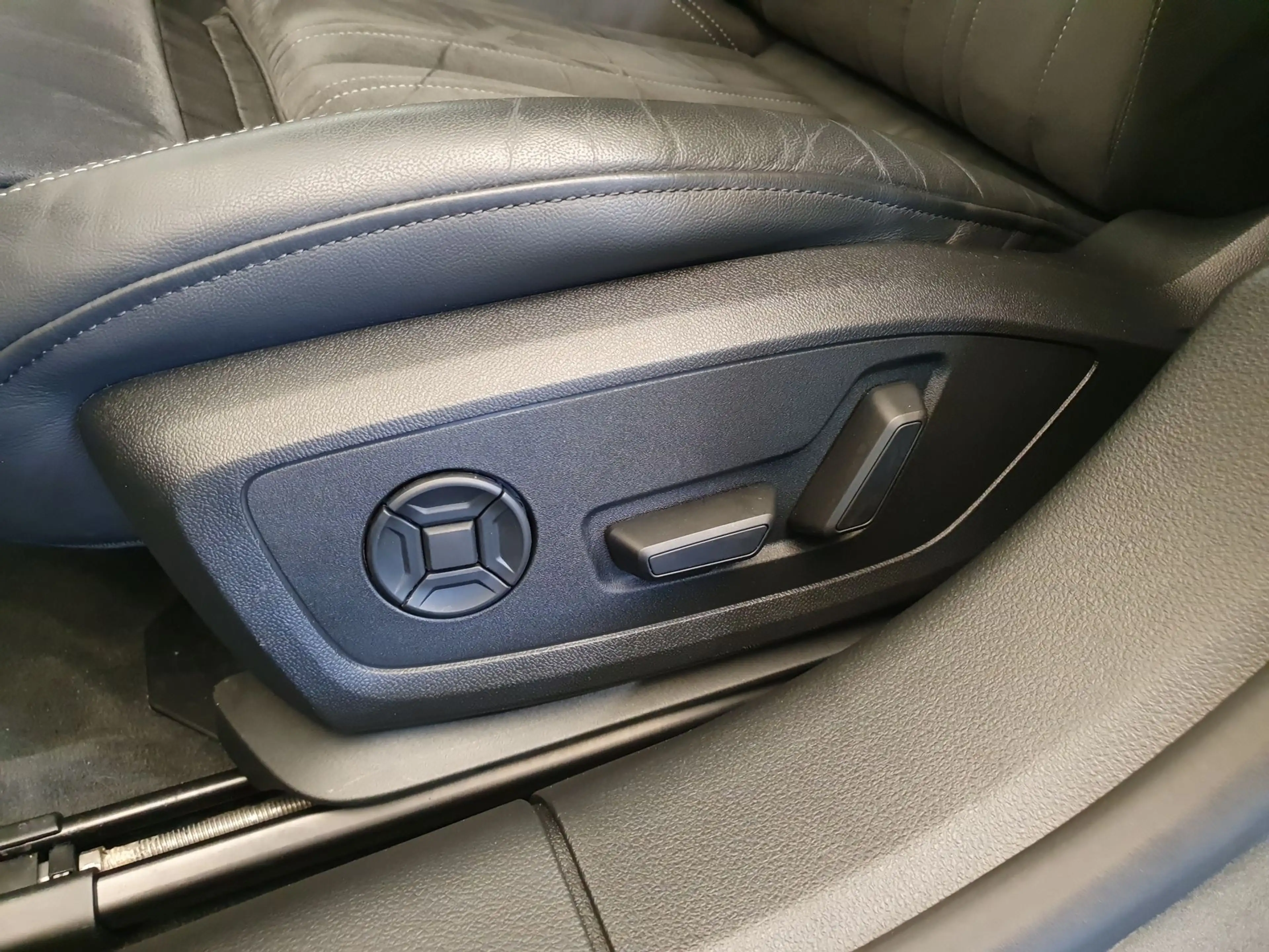 Audi A7 Sportback 50 TFSI e quattro Pro Line S Wegklapbare — photo 23