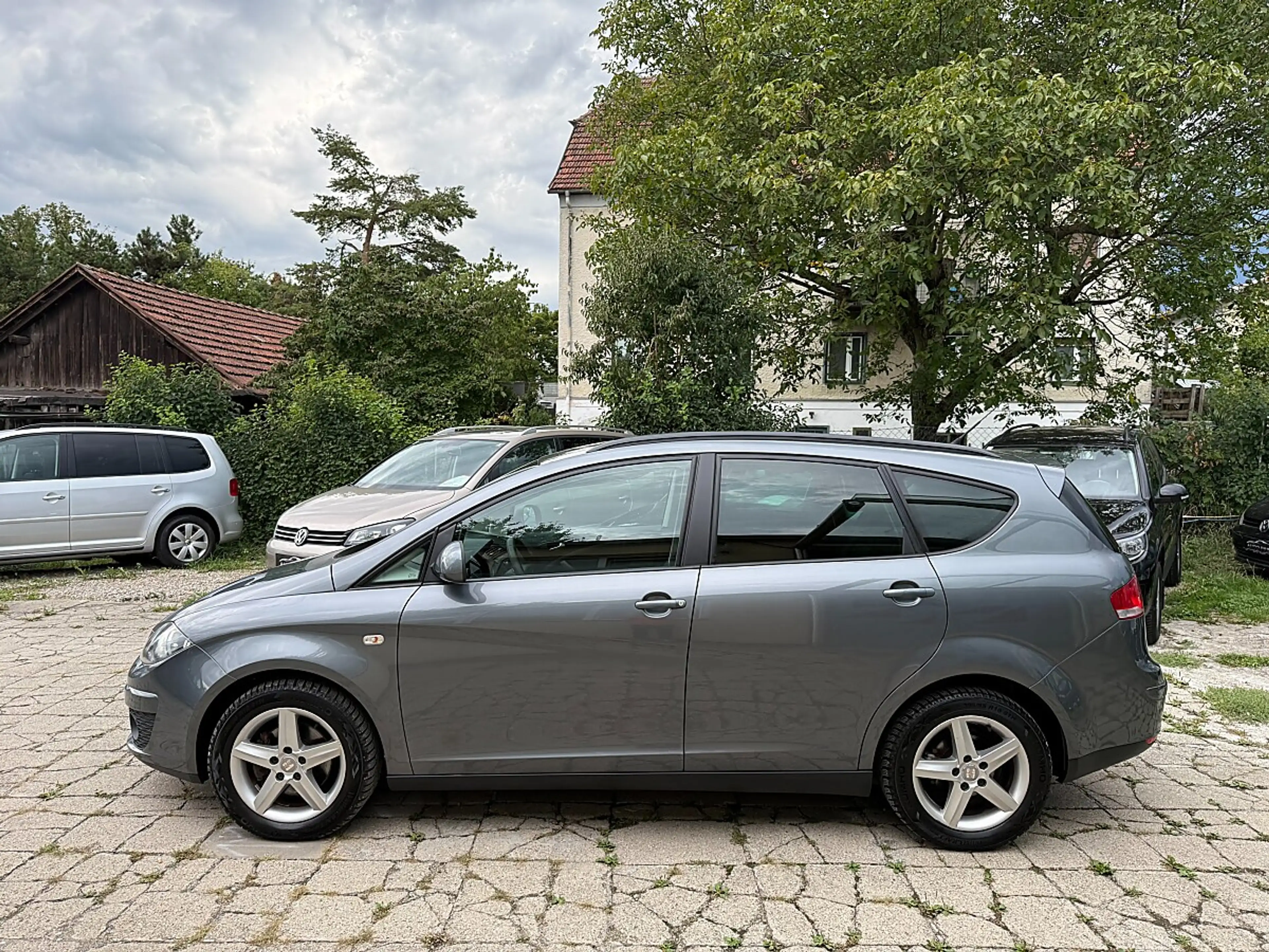 SEAT Altea XL 1,6 TDI S&S-1/3 ZINSFREI FINANZIERUNG — photo 8