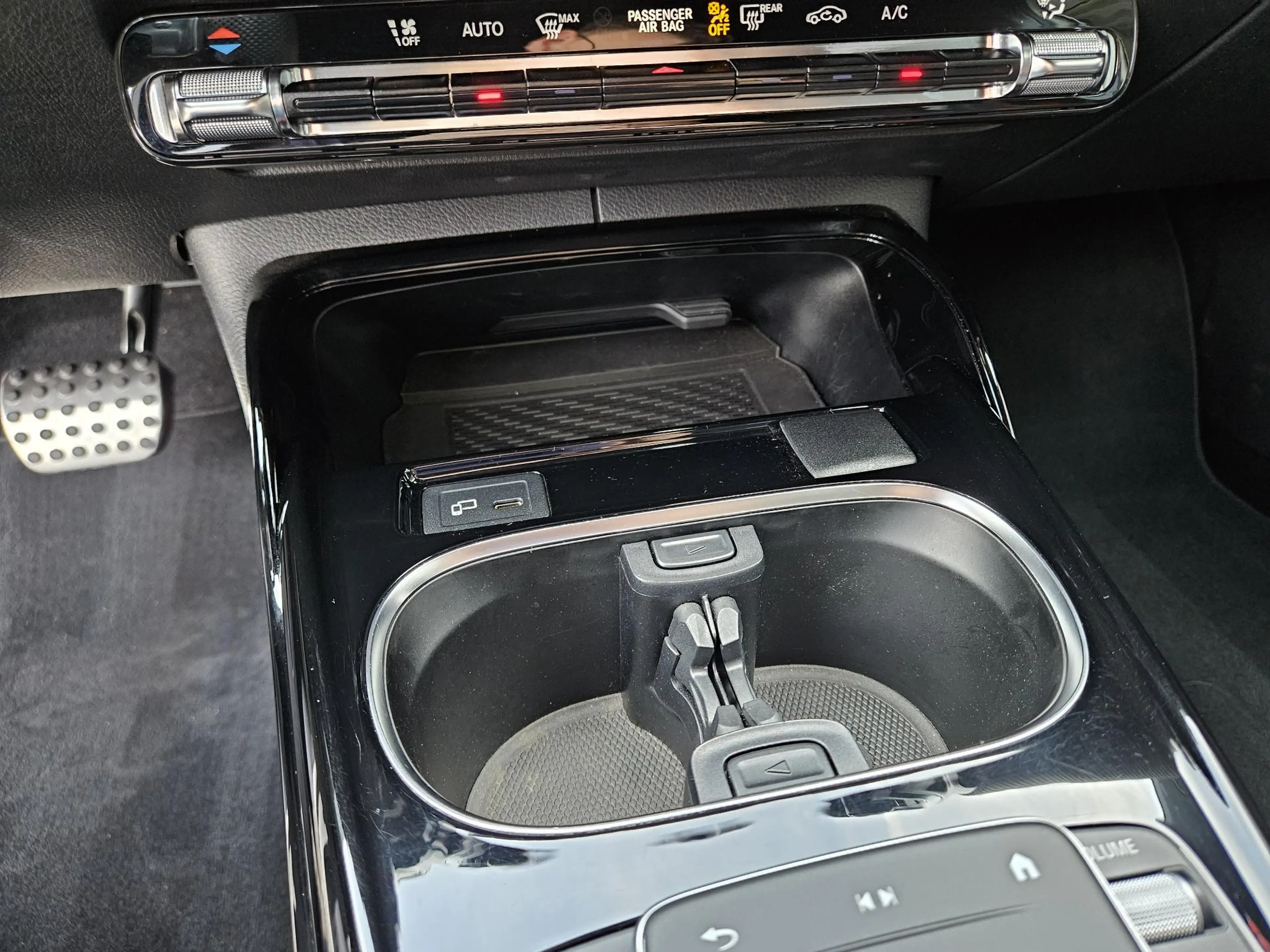 Mercedes-Benz A 35 AMG 4MATIC /Apple Carplay/Performance stoelen/Groot sc — photo 26