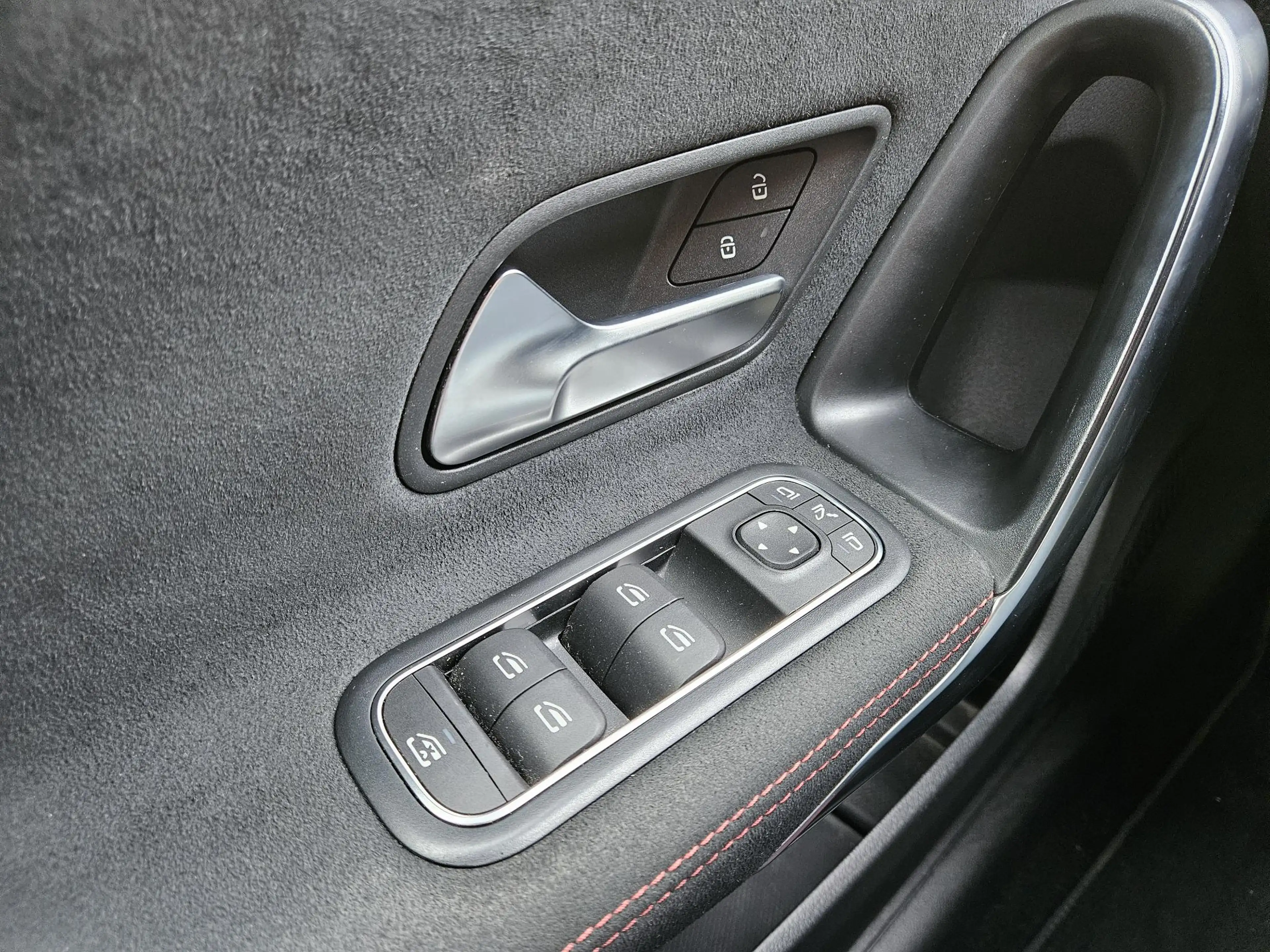Mercedes-Benz A 35 AMG 4MATIC /Apple Carplay/Performance stoelen/Groot sc — photo 30