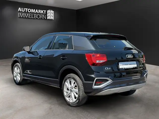 Audi Q2 view 6