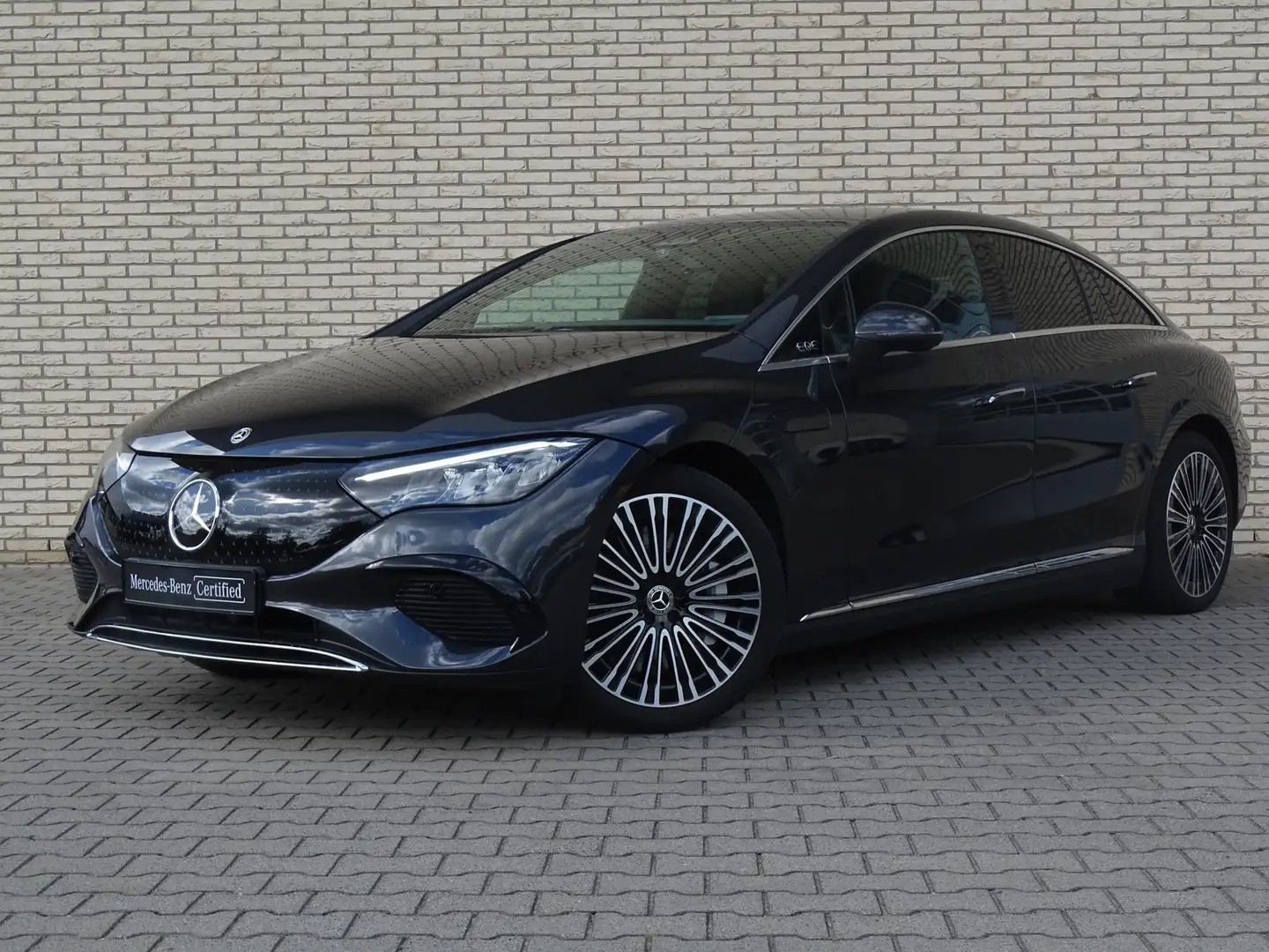 Mercedes-Benz EQE 300 Business Edition 90 kWh Business Edition | Trekhaa Grijs - 1