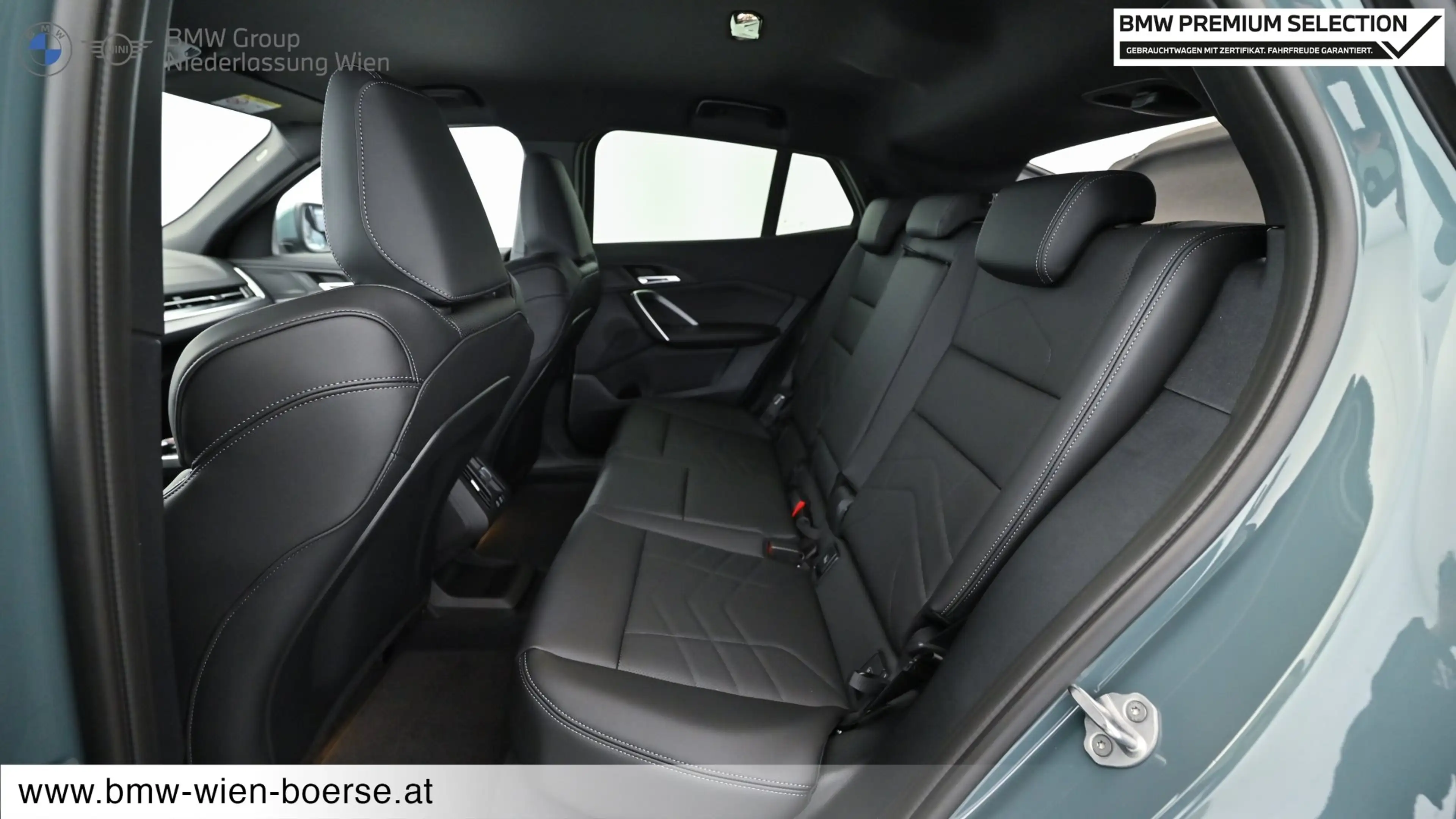 BMW iX2 eDrive20 — photo 14
