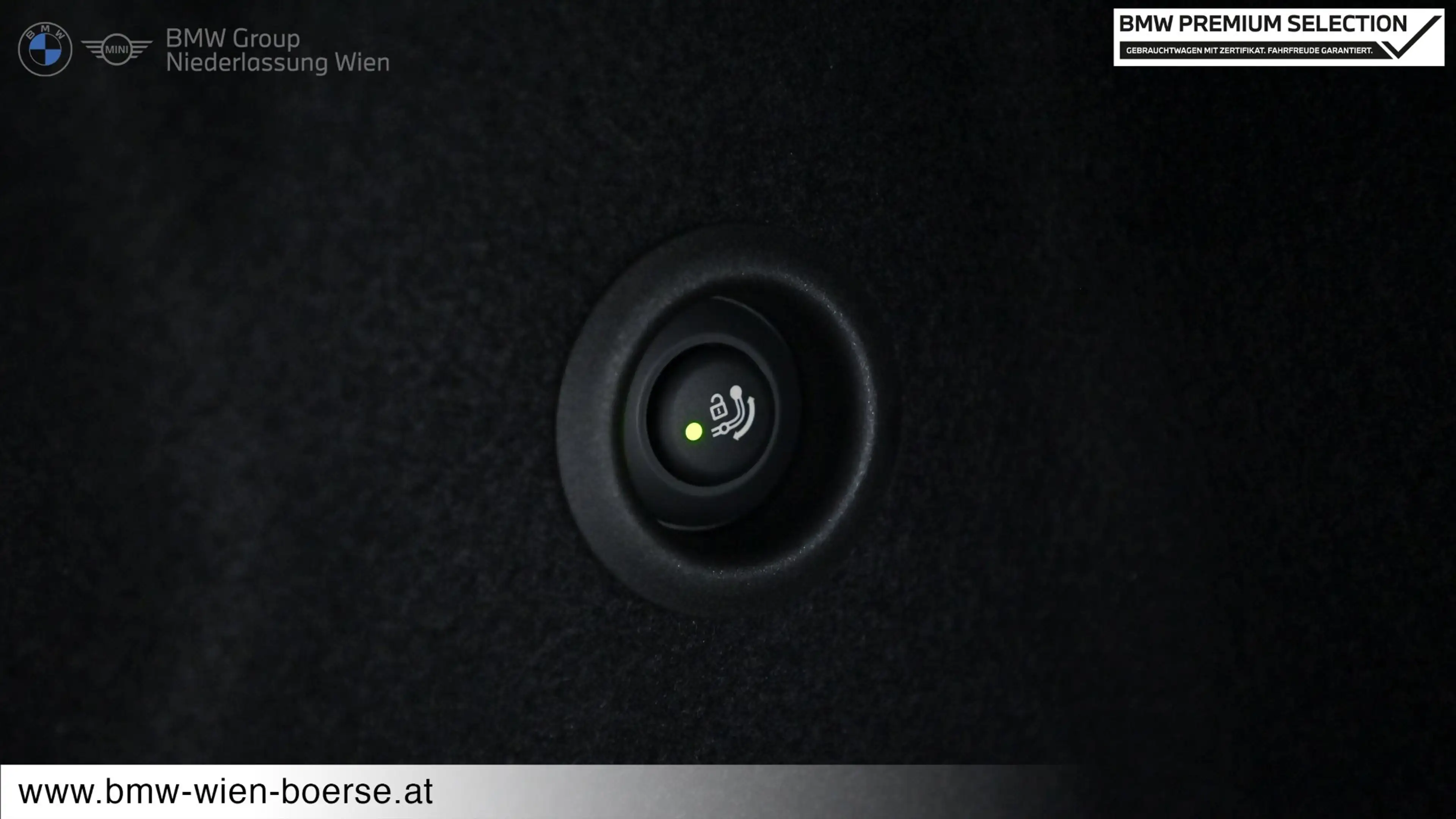 BMW iX2 eDrive20 — photo 13