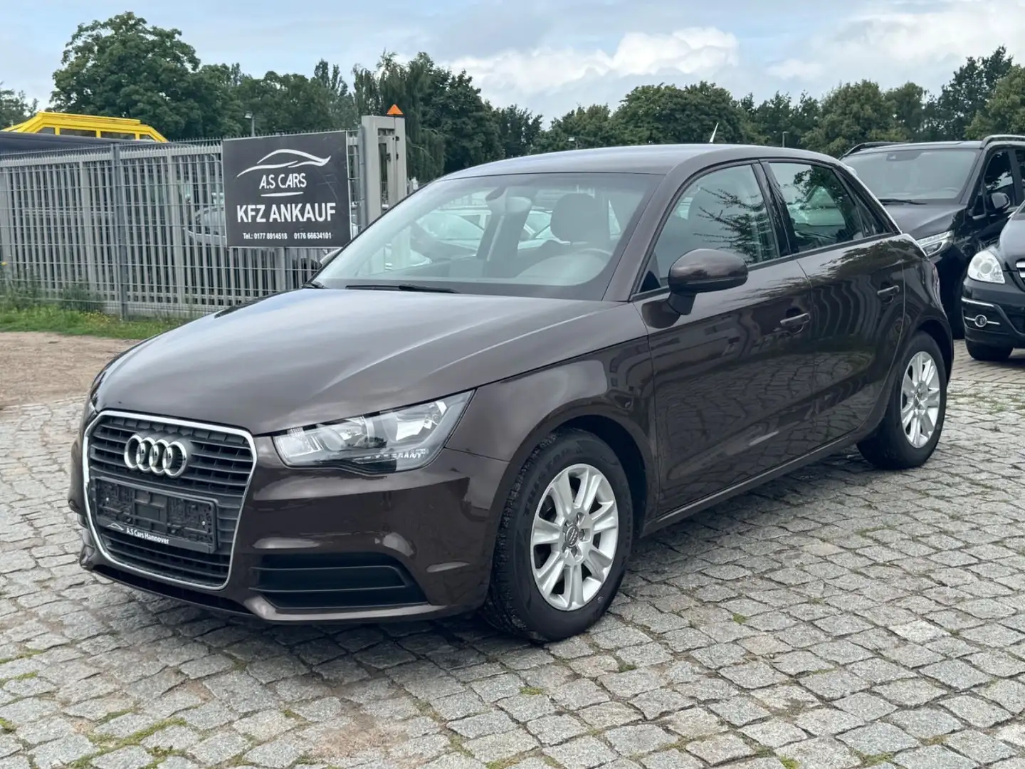 Audi A1 1.4 TSI Sportback*Klima*Navi*Sitzhzg* Braun - 2