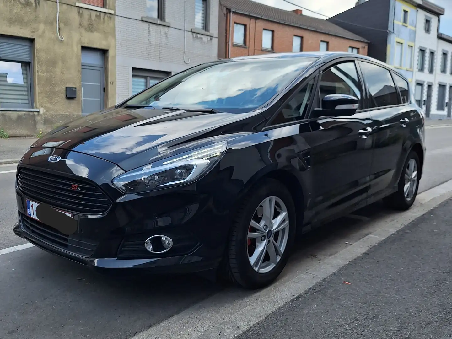 Ford S-Max S-Max 2.0 TDCi Business Class+ PowerShift Noir - 1