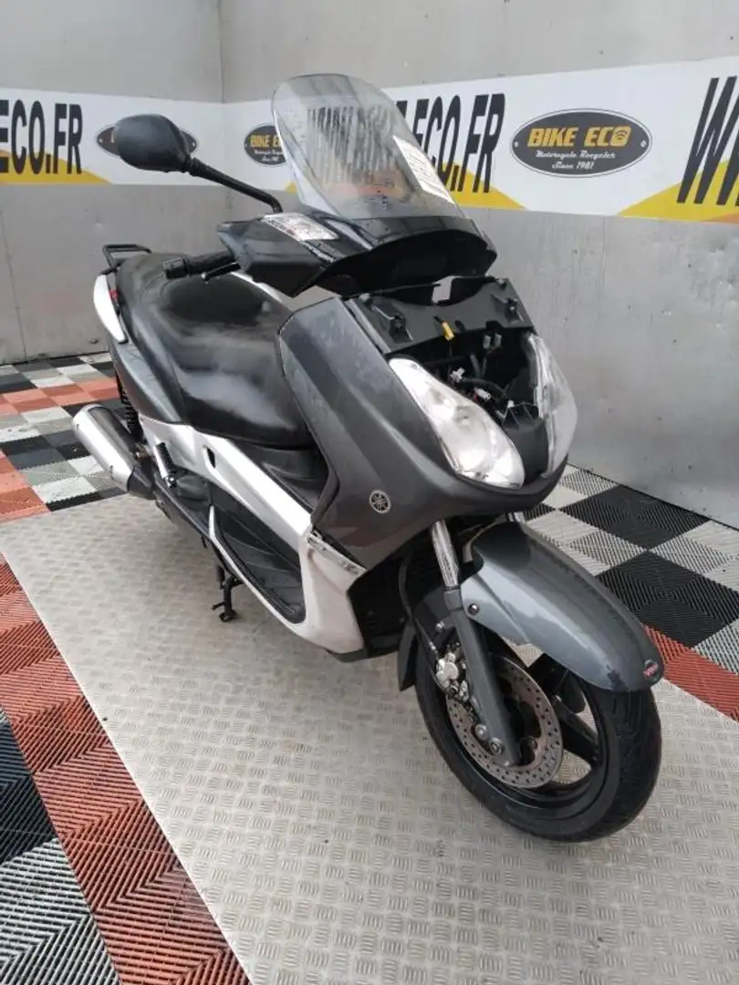 Yamaha X-Max 250 Negru - 2