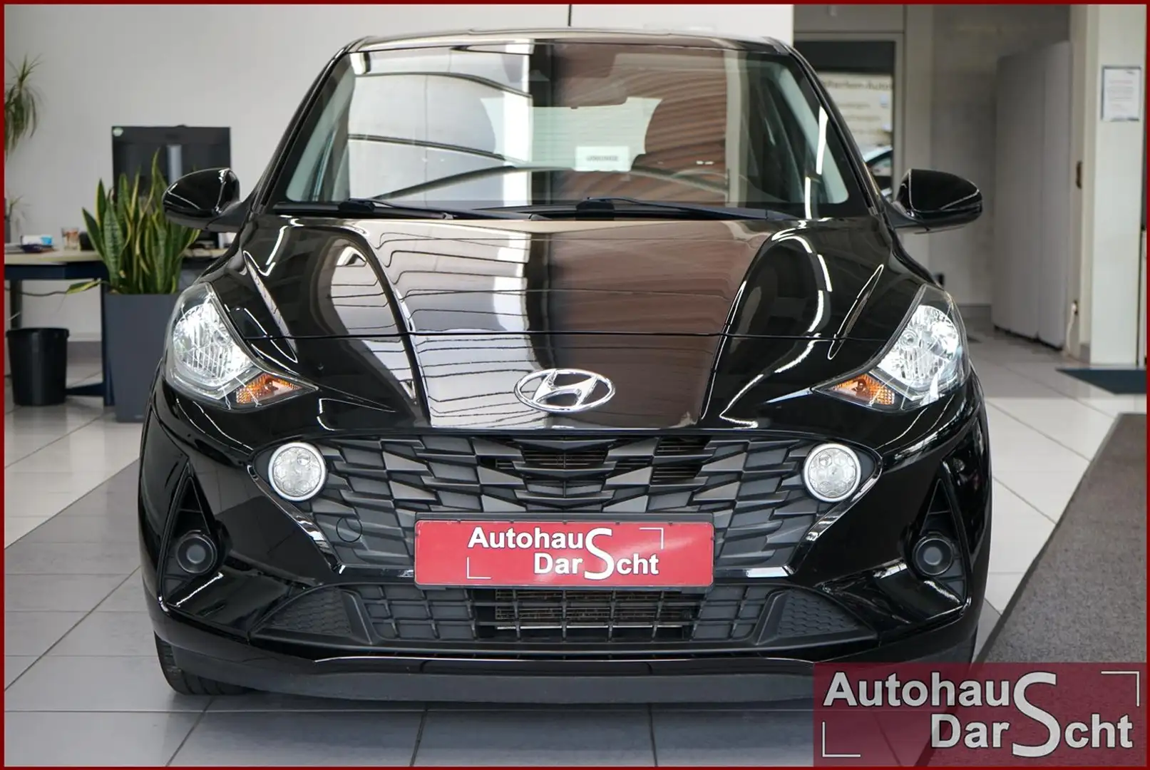 Hyundai i10 1.0 Select Schwarz - 2