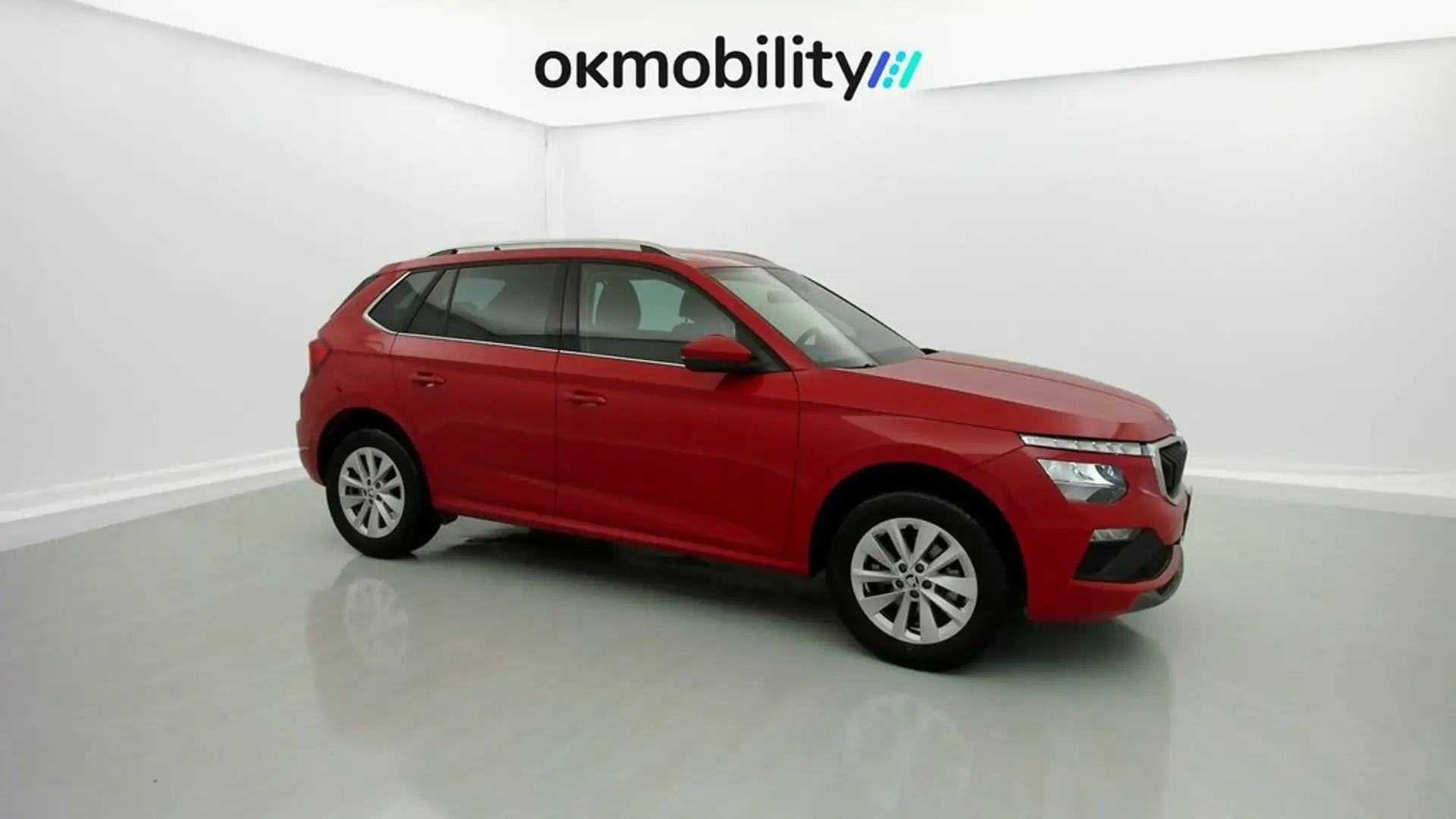Skoda Kamiq 1.0 TSI Selection 70kW Rojo - 2