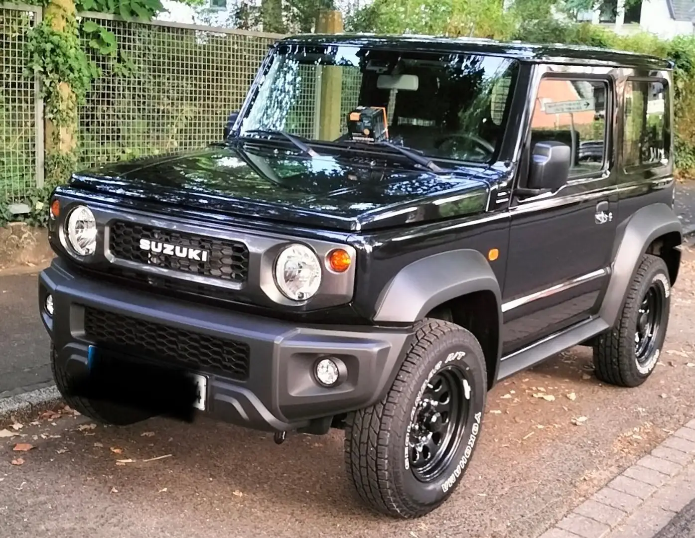 Suzuki Jimny 1.5 AWD "AVENTURE" RETROGRILL, PDC, NAVI, TOP-AUTO Noir - 1
