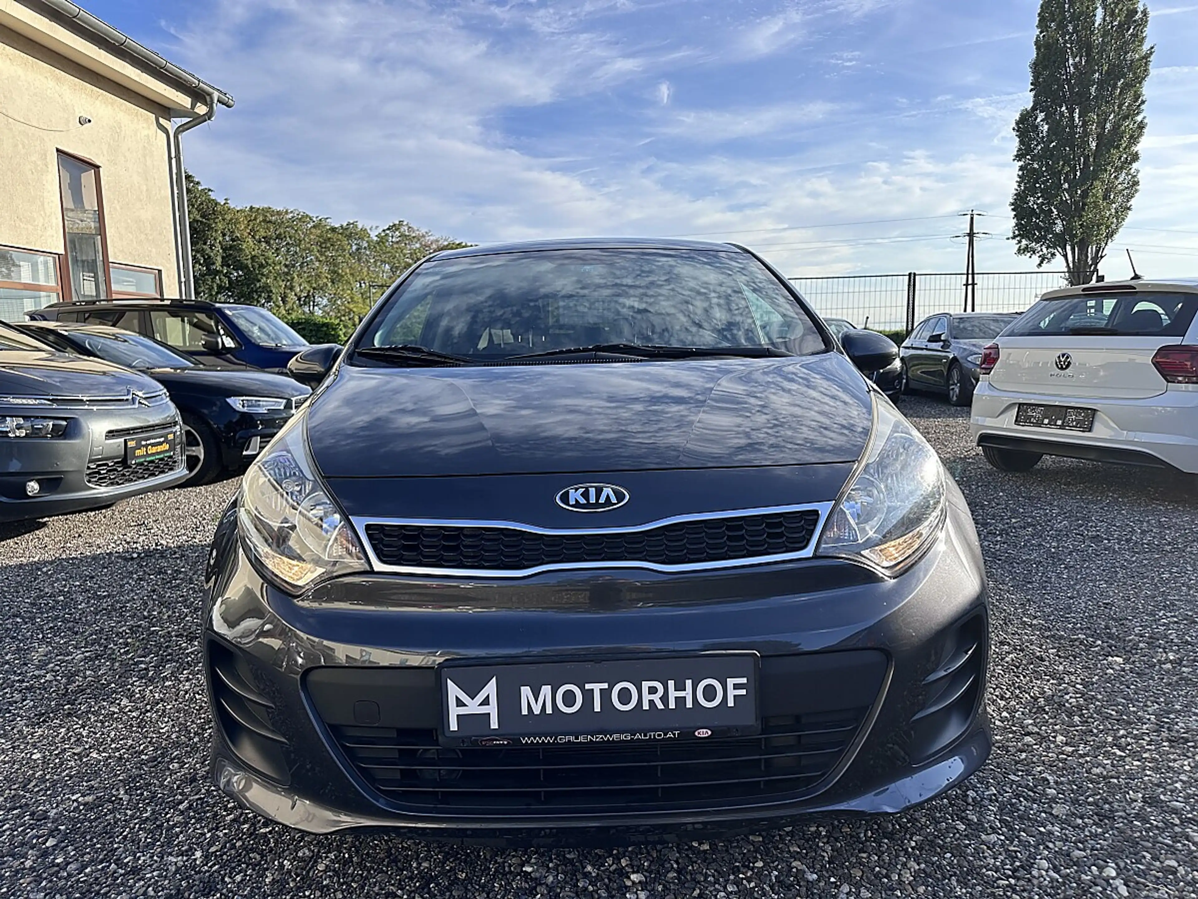 Kia Rio 1.2 Titan · Klimaanlage · Einparkhilfe · Allwet... — photo 3