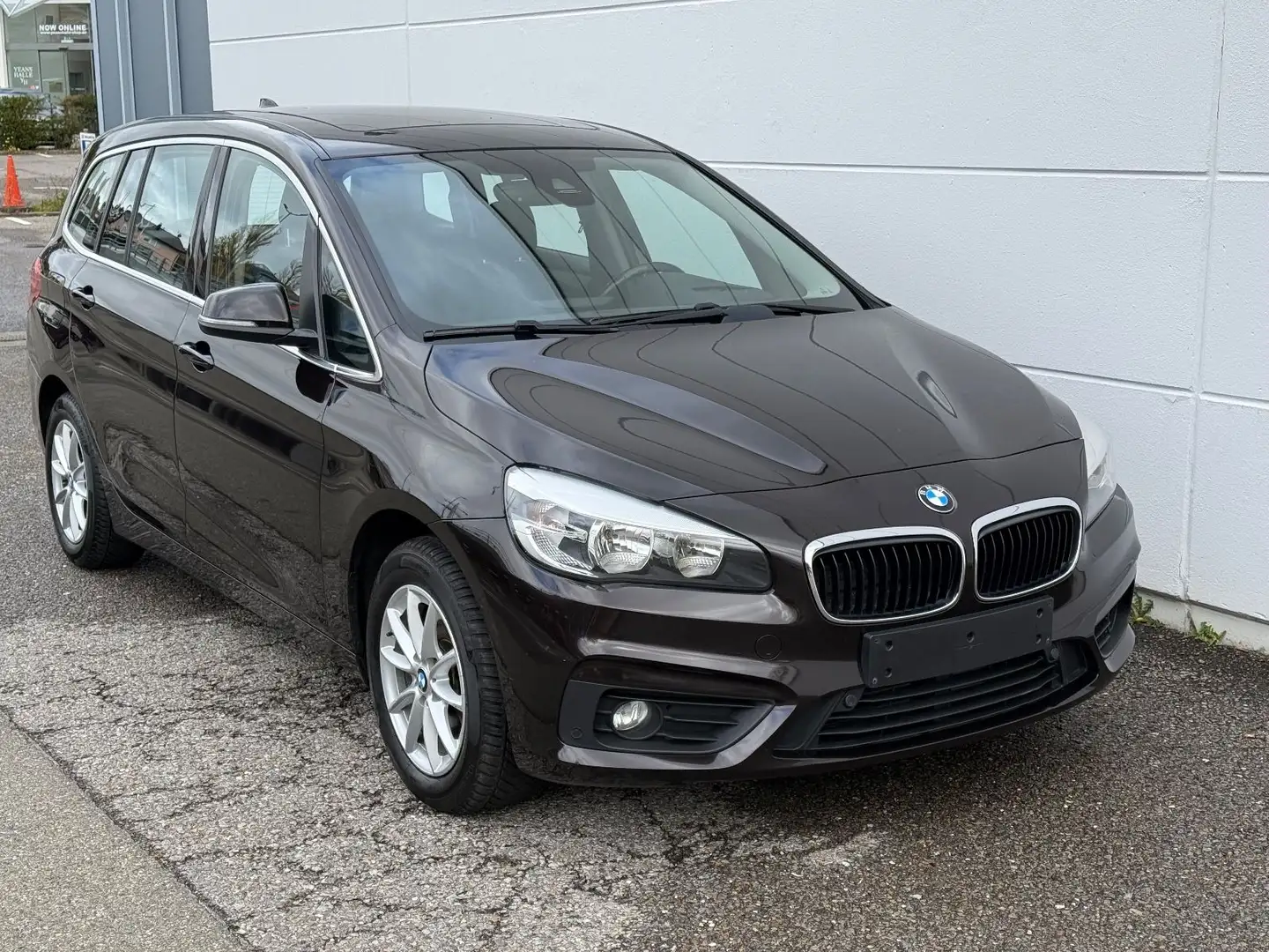 BMW 218 2 Gran Tourer 218 d Advantage Коричневий - 1