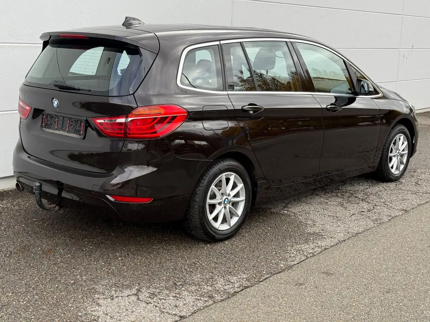 BMW 218 2 Gran Tourer 218 d Advantage Коричневий - 2