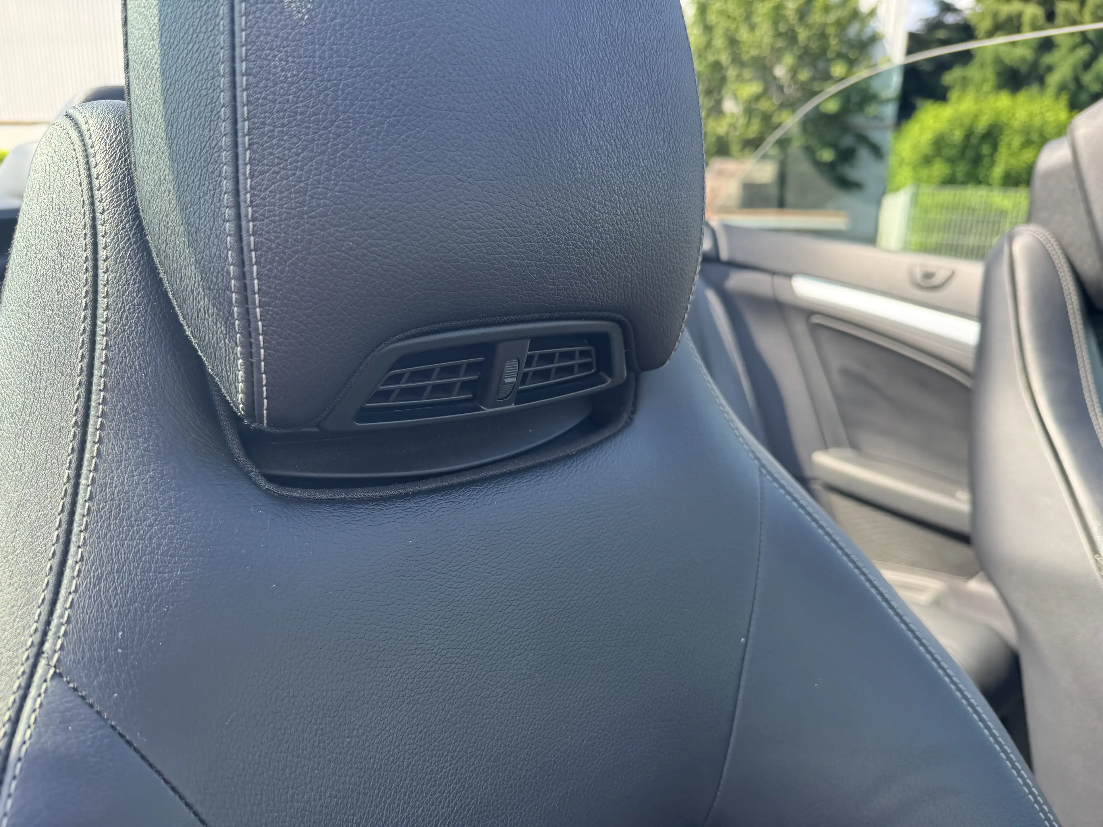 Mercedes-Benz E 250 Cabrio BlueEFFICIENCY 7G-TRONIC Avantgarde — photo 7