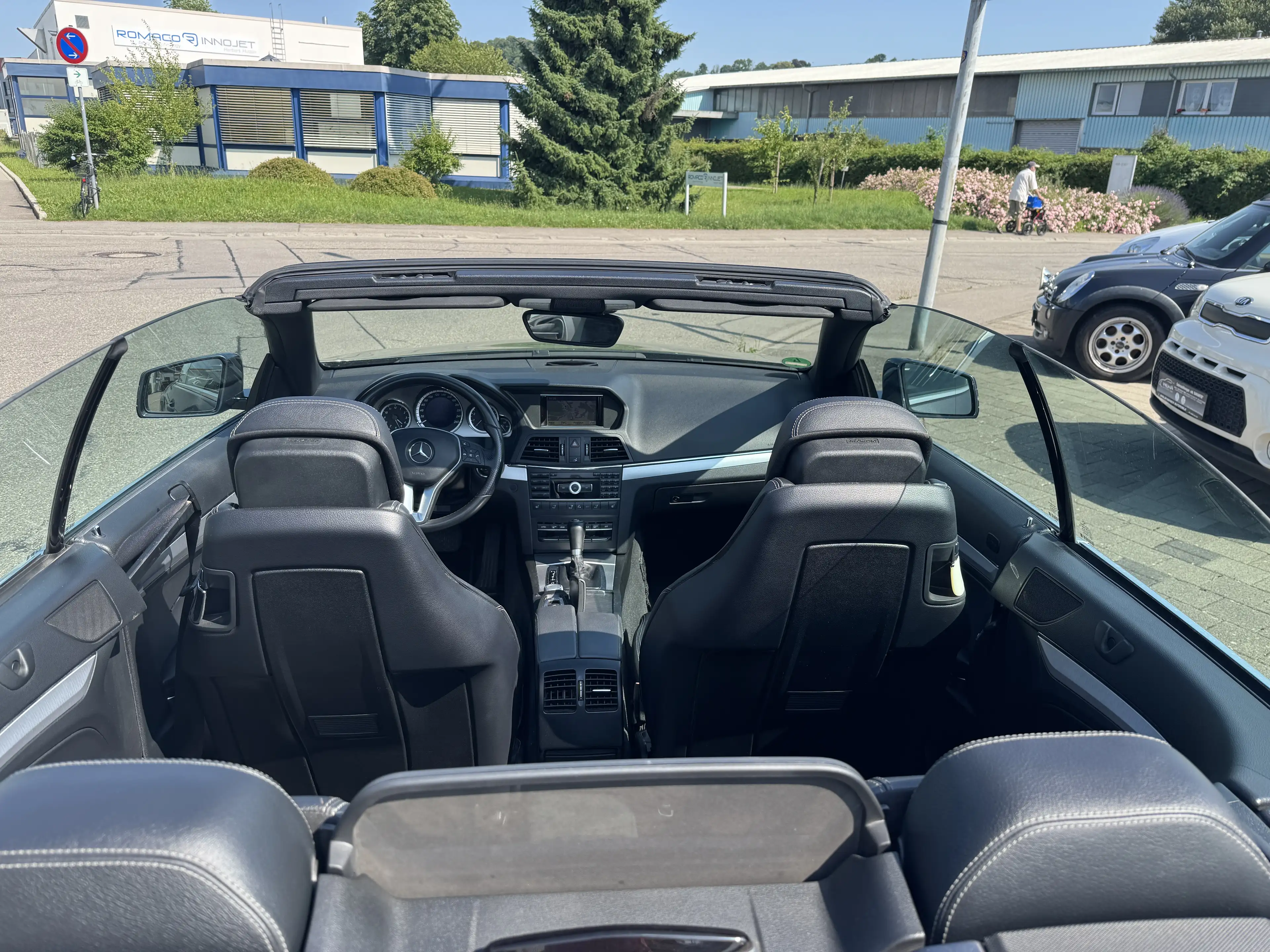 Mercedes-Benz E 250 Cabrio BlueEFFICIENCY 7G-TRONIC Avantgarde — photo 3