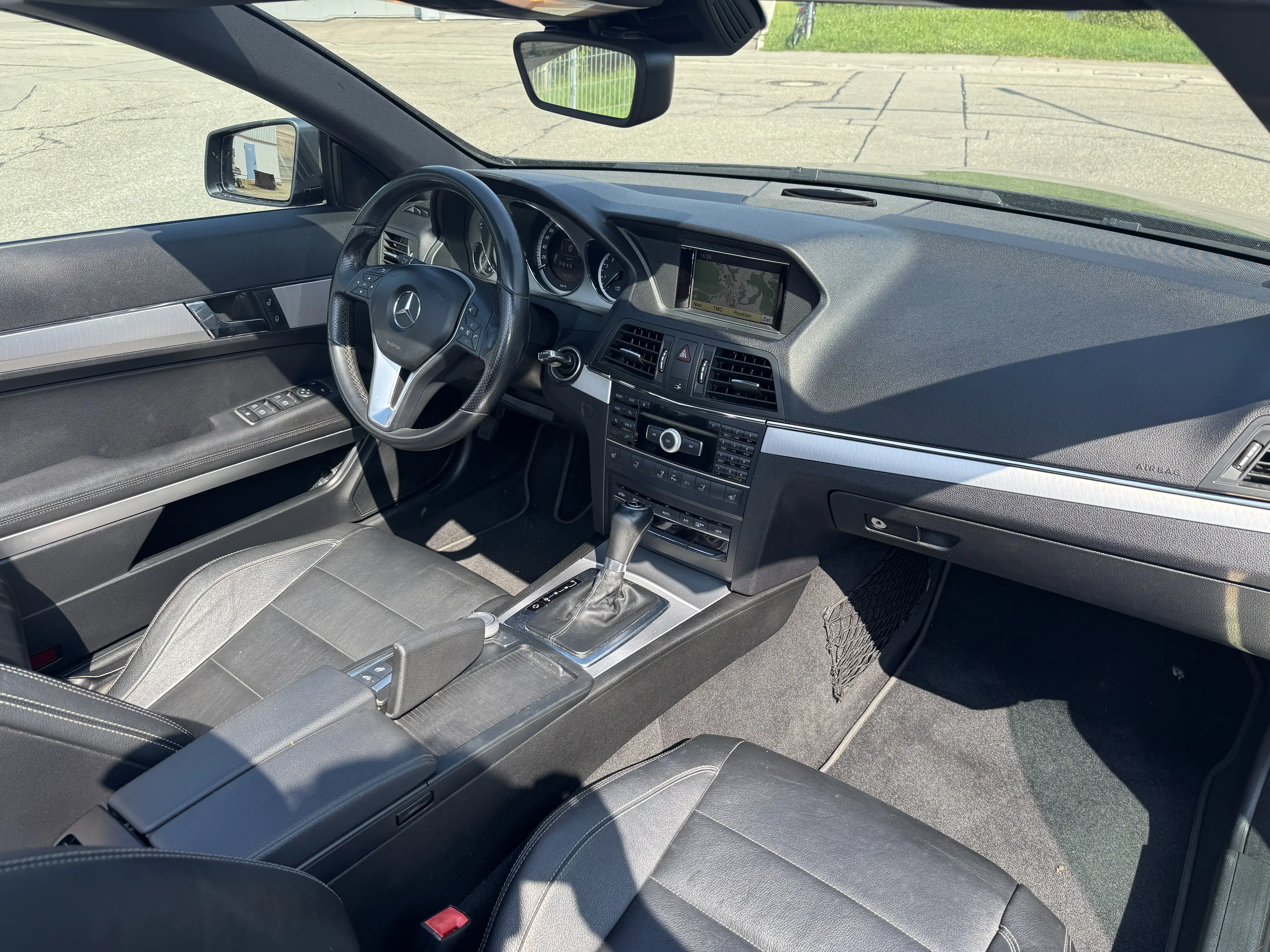 Mercedes-Benz E 250 Cabrio BlueEFFICIENCY 7G-TRONIC Avantgarde — photo 6