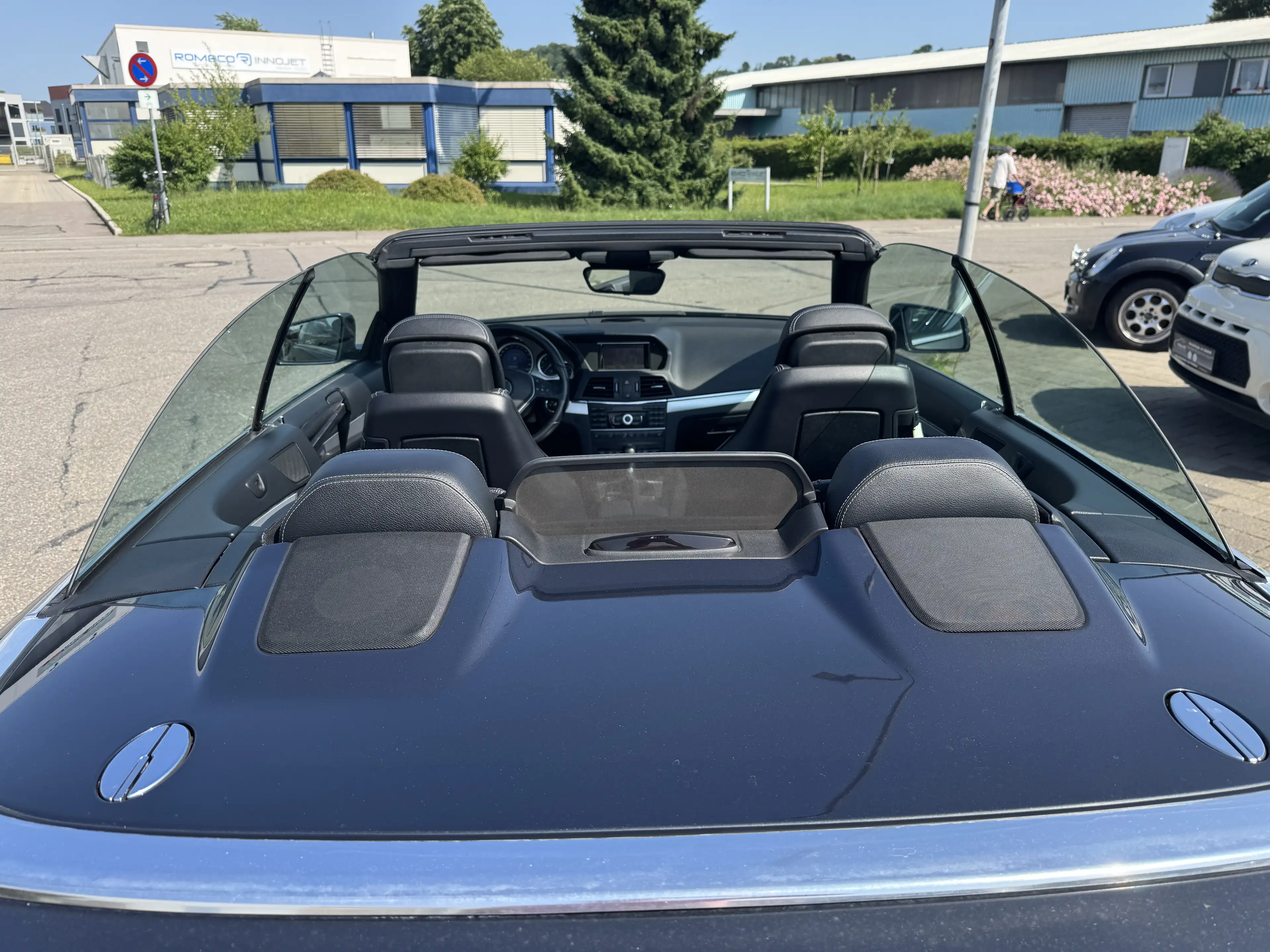 Mercedes-Benz E 250 Cabrio BlueEFFICIENCY 7G-TRONIC Avantgarde — photo 14
