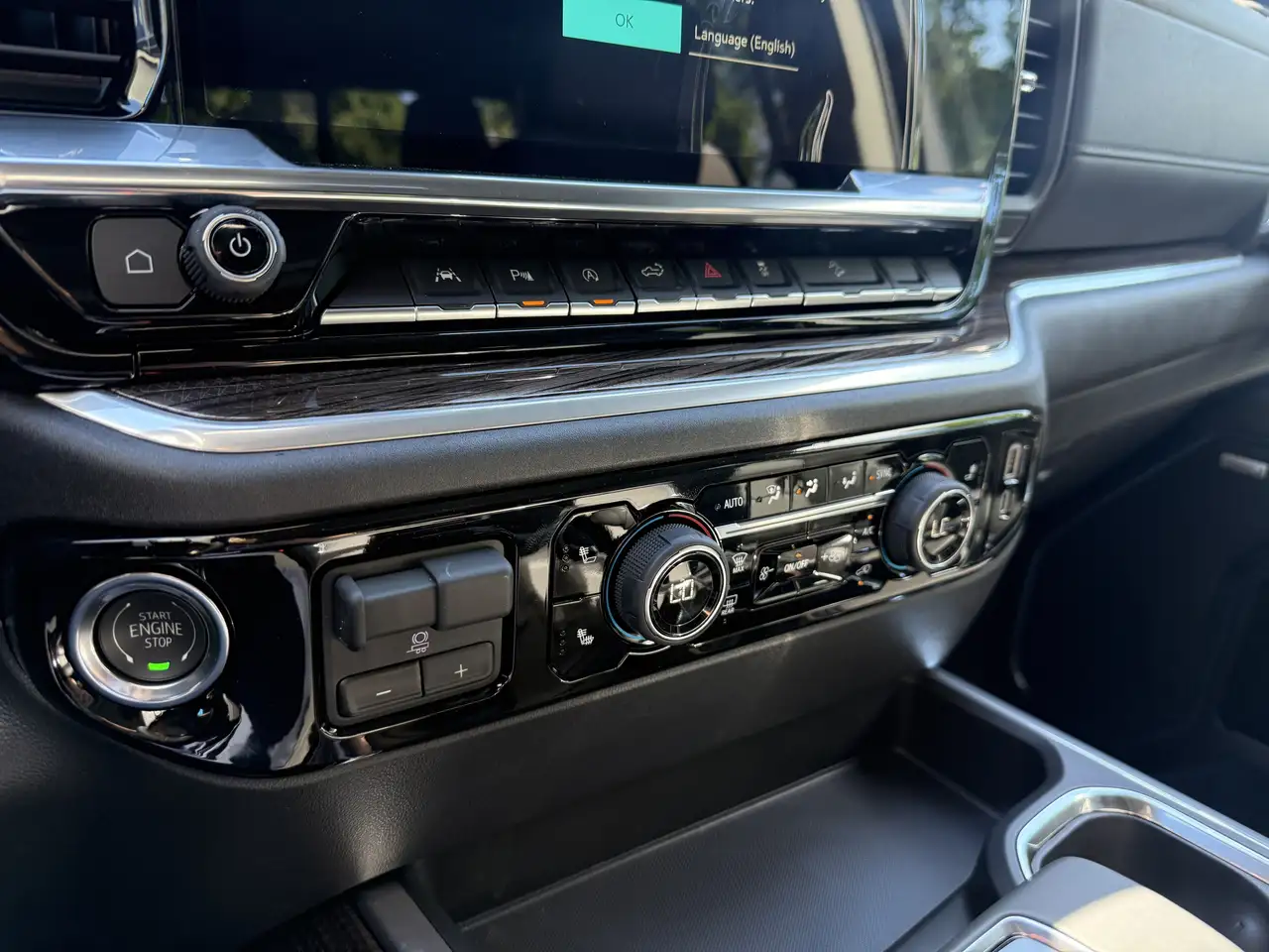 Chevrolet Silverado 1500 photo Chevrolet Silverado 1500