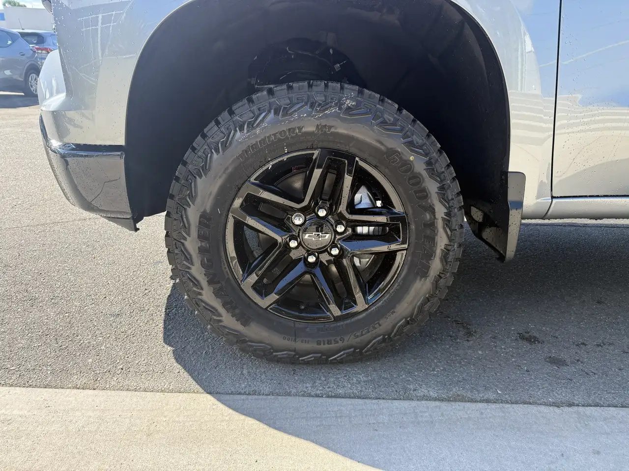 Chevrolet Silverado 1500 photo Chevrolet Silverado 1500