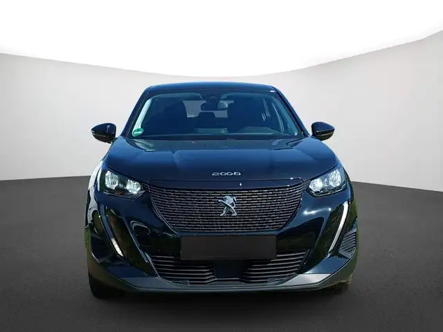 Peugeot 2008 view 2
