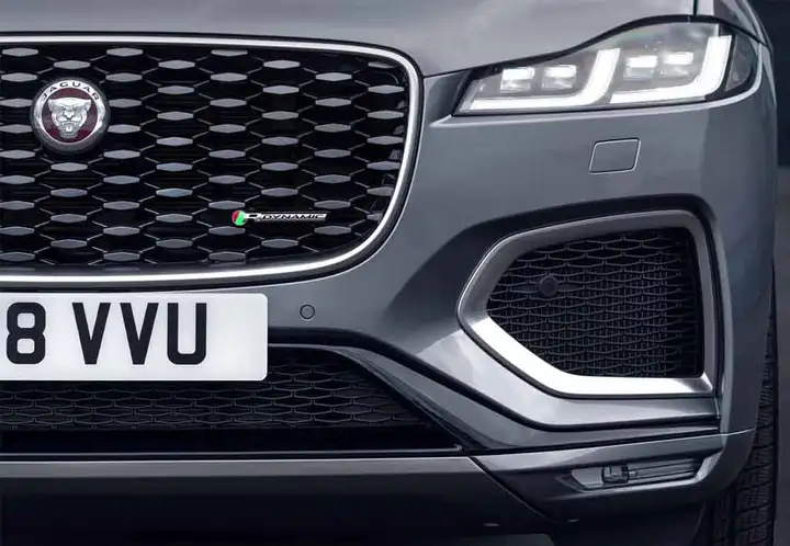 Jaguar F-Pace 2018, foto 32