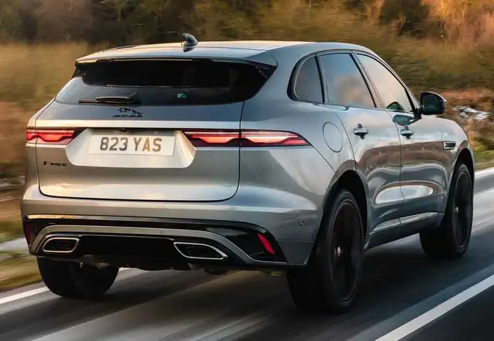 Jaguar F-Pace 2018, foto 10