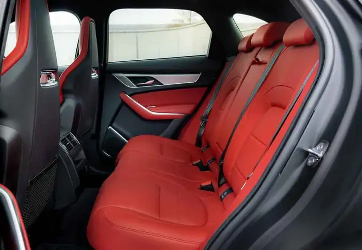 Jaguar F-Pace 2018, foto 25