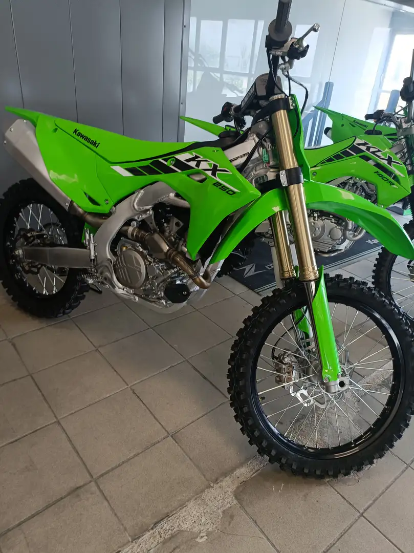 Kawasaki KX 250 Vert - 1