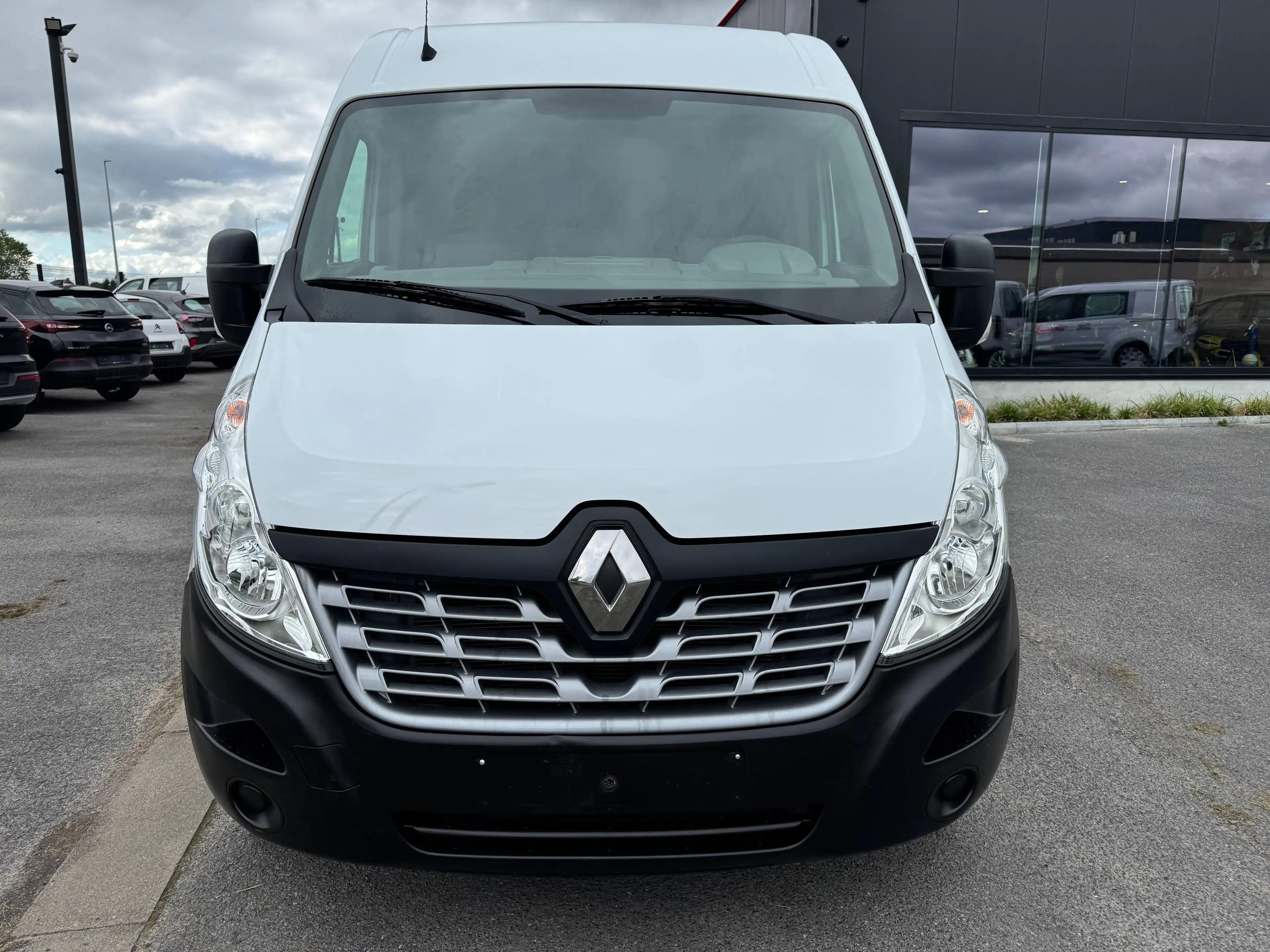 Renault Master 2.3 dCi 35 L3H2 1st eigenaar ohboek pdc navi bluetooth — photo 2