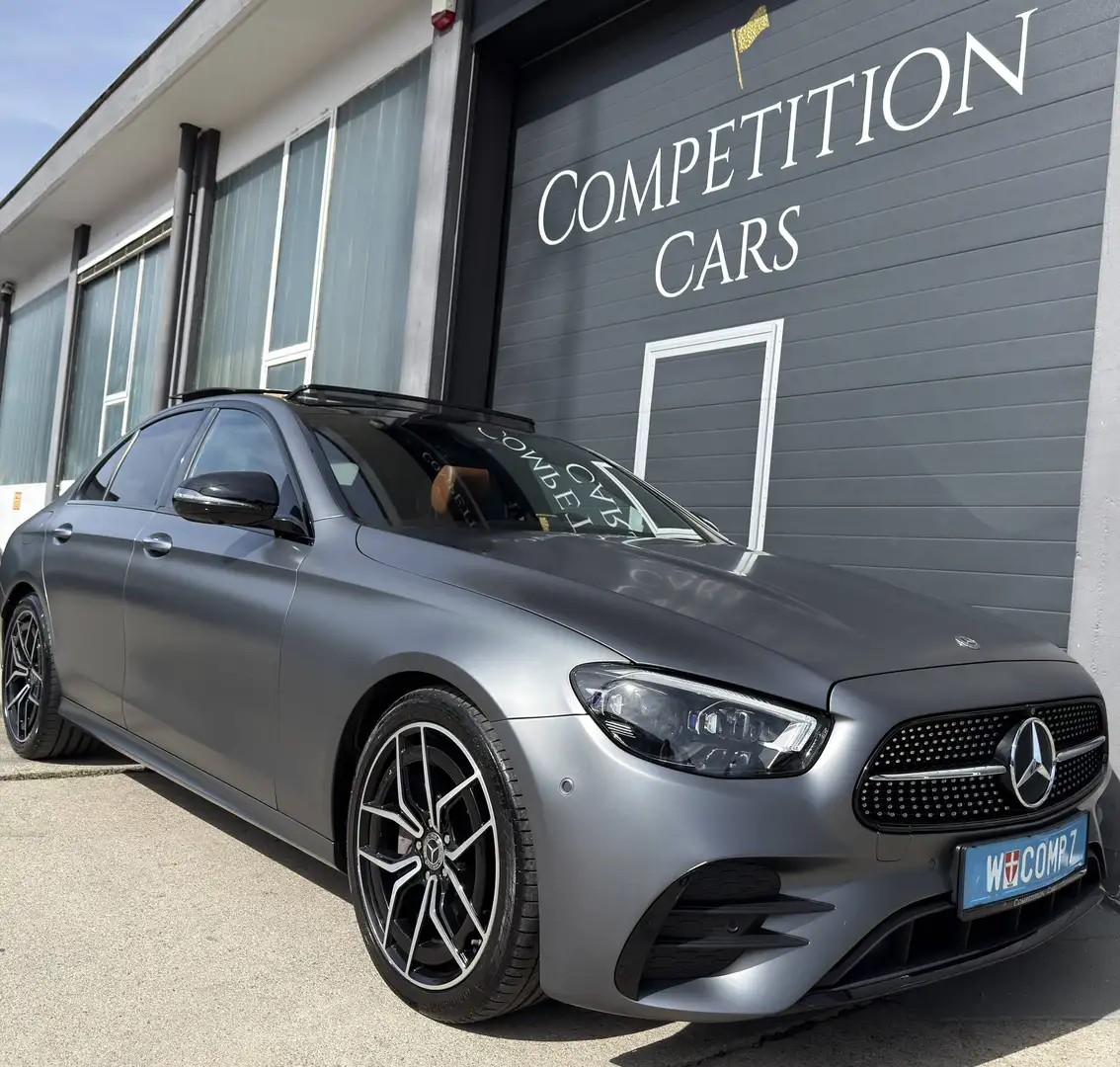 Mercedes-Benz E 220 d AMG|PANO|HIGH END BURMESTER|MEMORY|DESIGNO MATT LACKIERUNG|NIGHT PAKET|360° SURROUND KAMERA|MEGA OPTIK Grau - 1